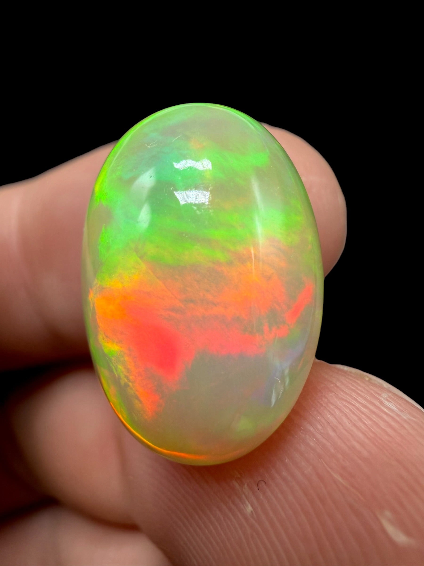 Precious opal cabochon 10,5ct – Welo, Ethiopia - OPK006