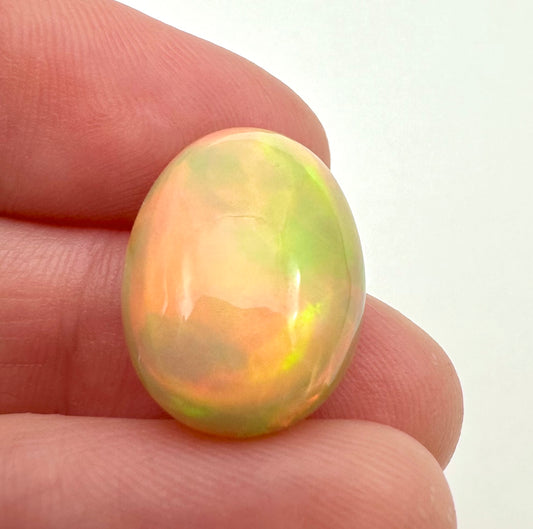 Opale Prezioso – Cabochon – Welo, Ethiopia – OPK006