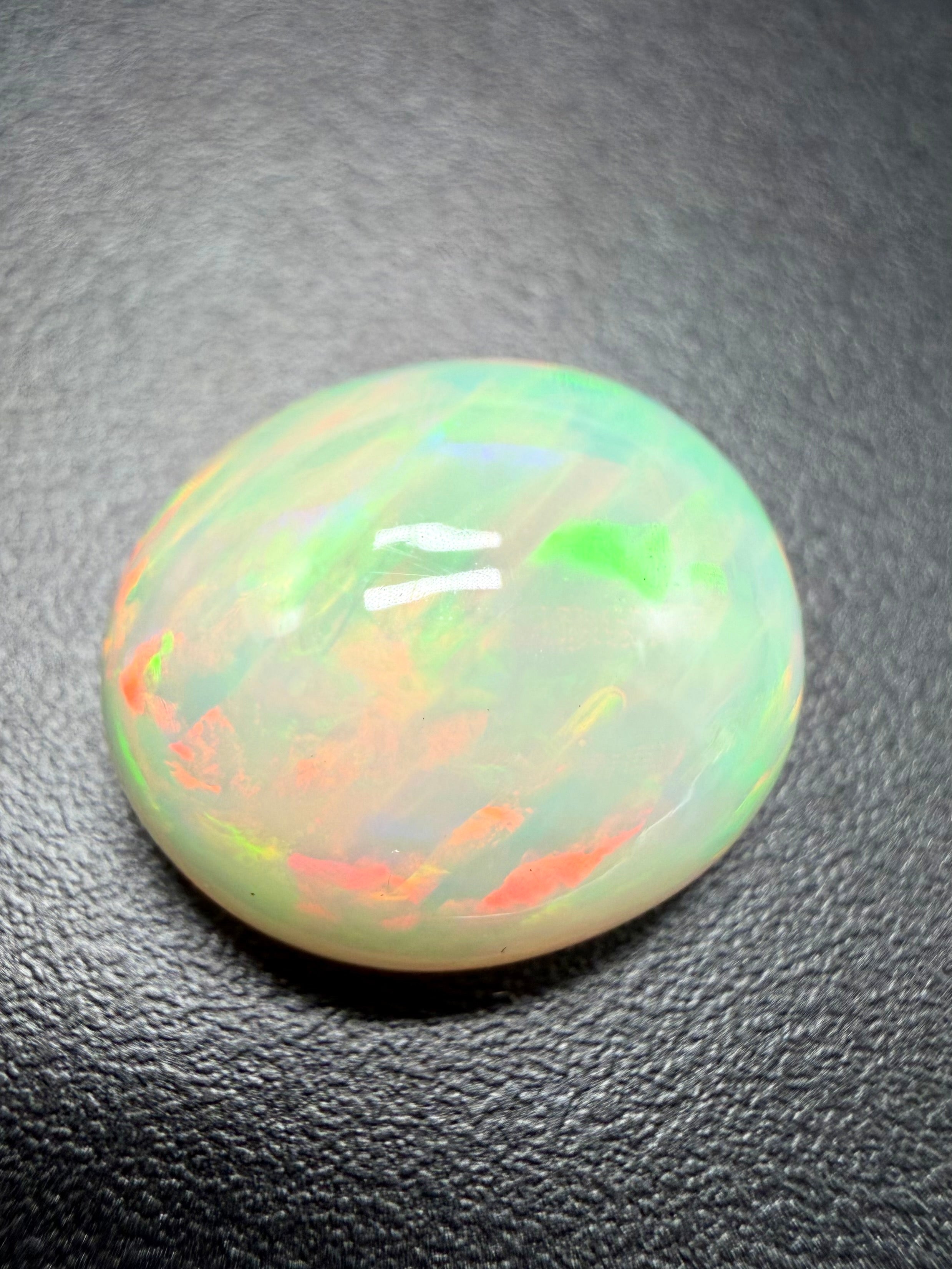 Precious opal cabochon 11,9ct – Welo, Ethiopia - OPK007