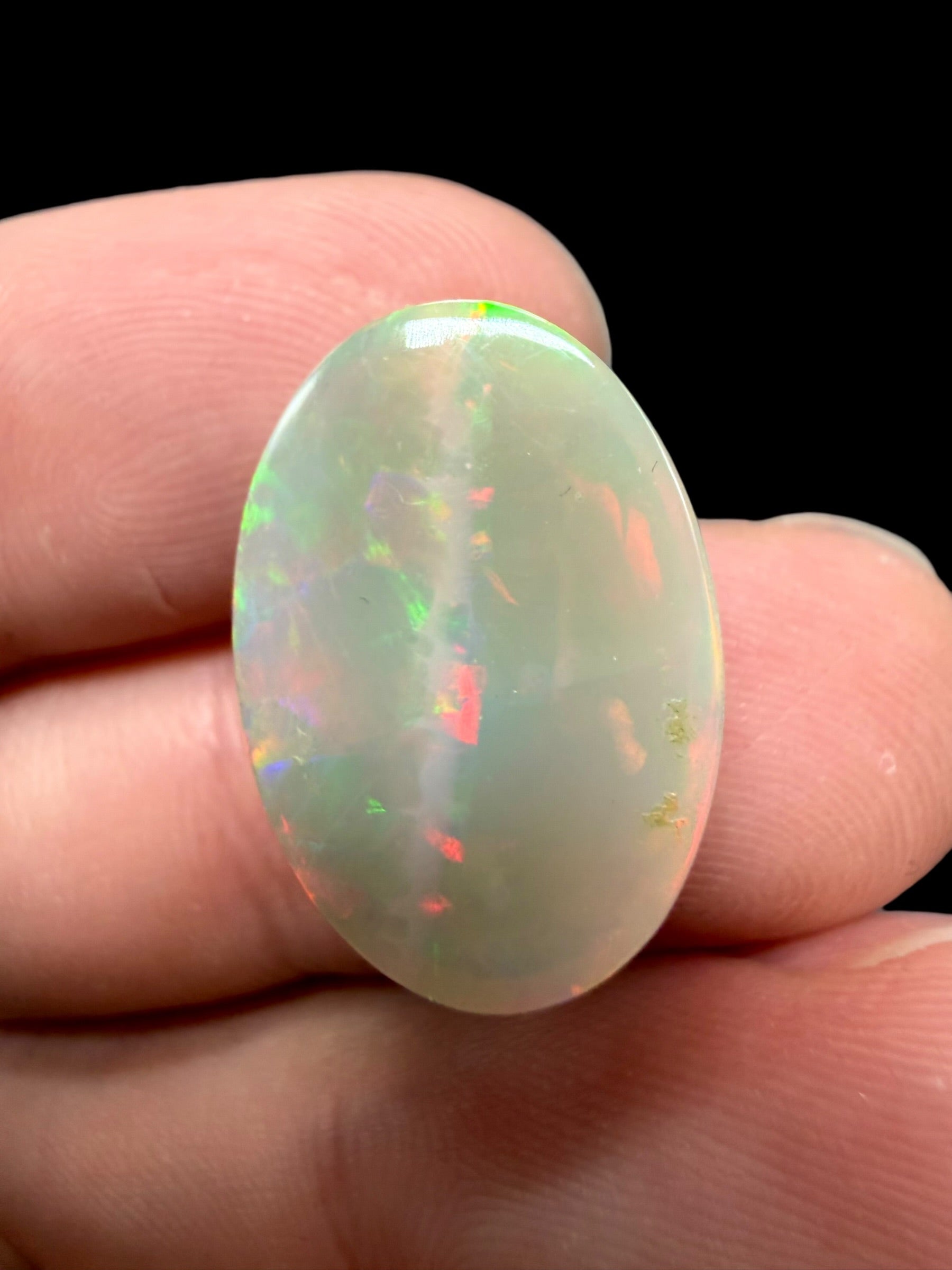 Precious opal cabochon 10ct – Welo, Ethiopia - OPK008