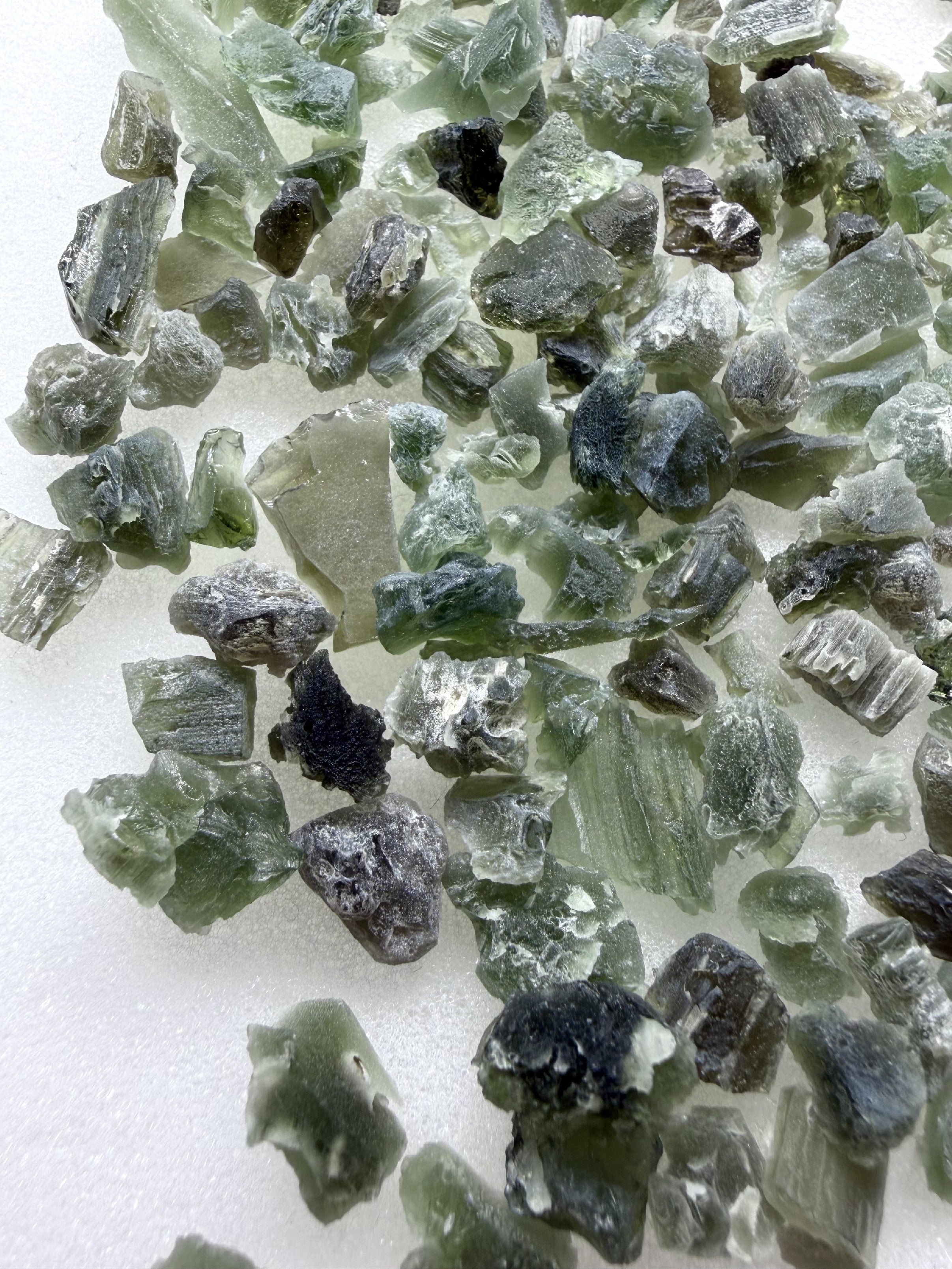 Moldavites – 100g (0-1g) - VVEL69