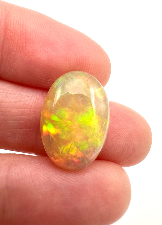 Opale Prezioso – Cabochon – Welo, Ethiopia – OPK011