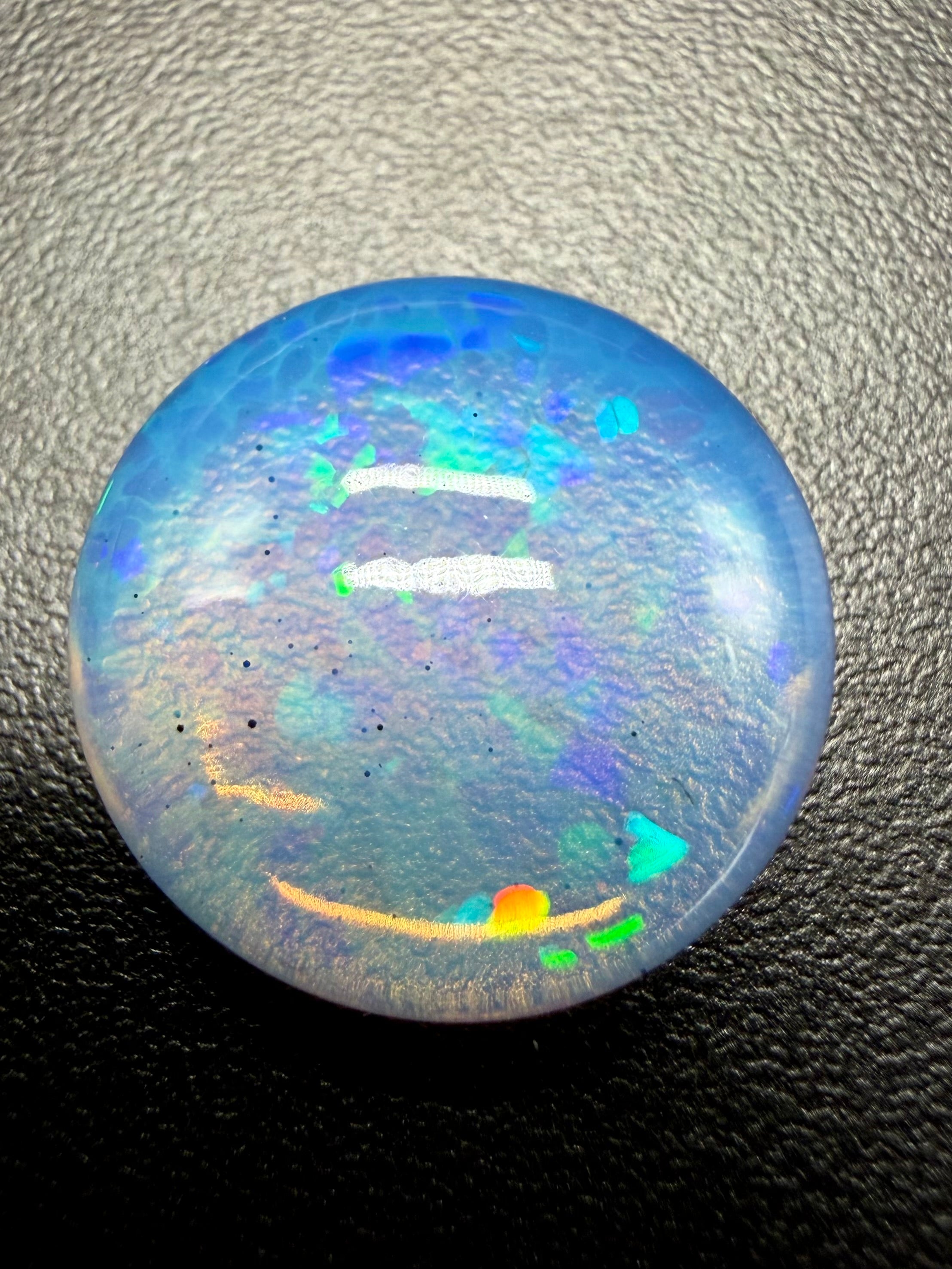Precious opal cabochon 8,3ct – Welo, Ethiopia - OPK015