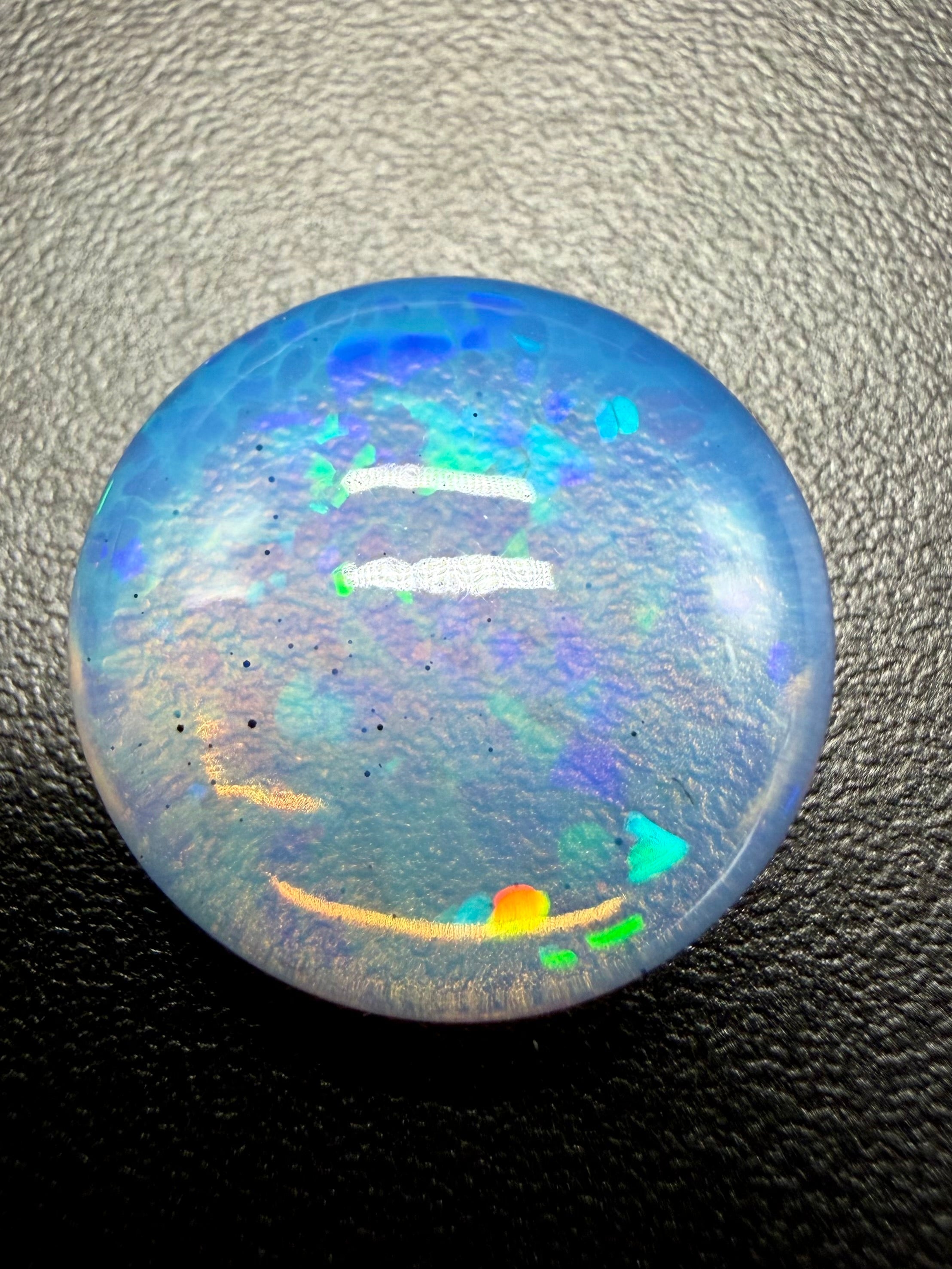 Precious opal cabochon 8,3ct – Welo, Ethiopia - OPK015