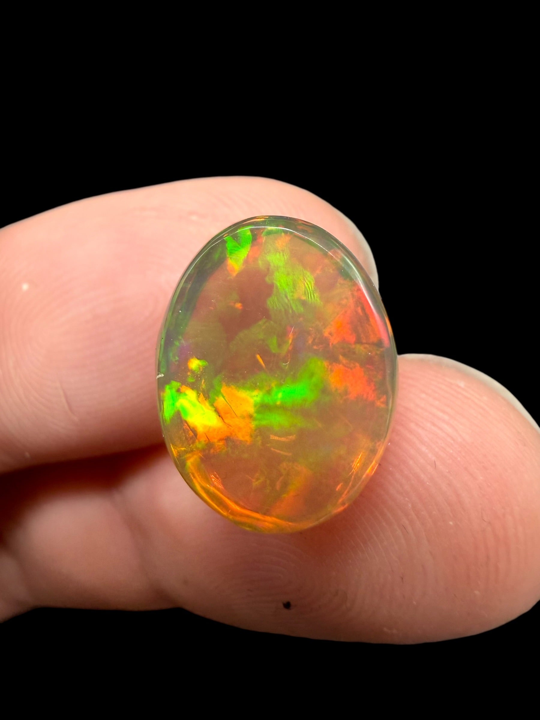 Precious opal cabochon 6ct – Welo, Ethiopia - OPK017
