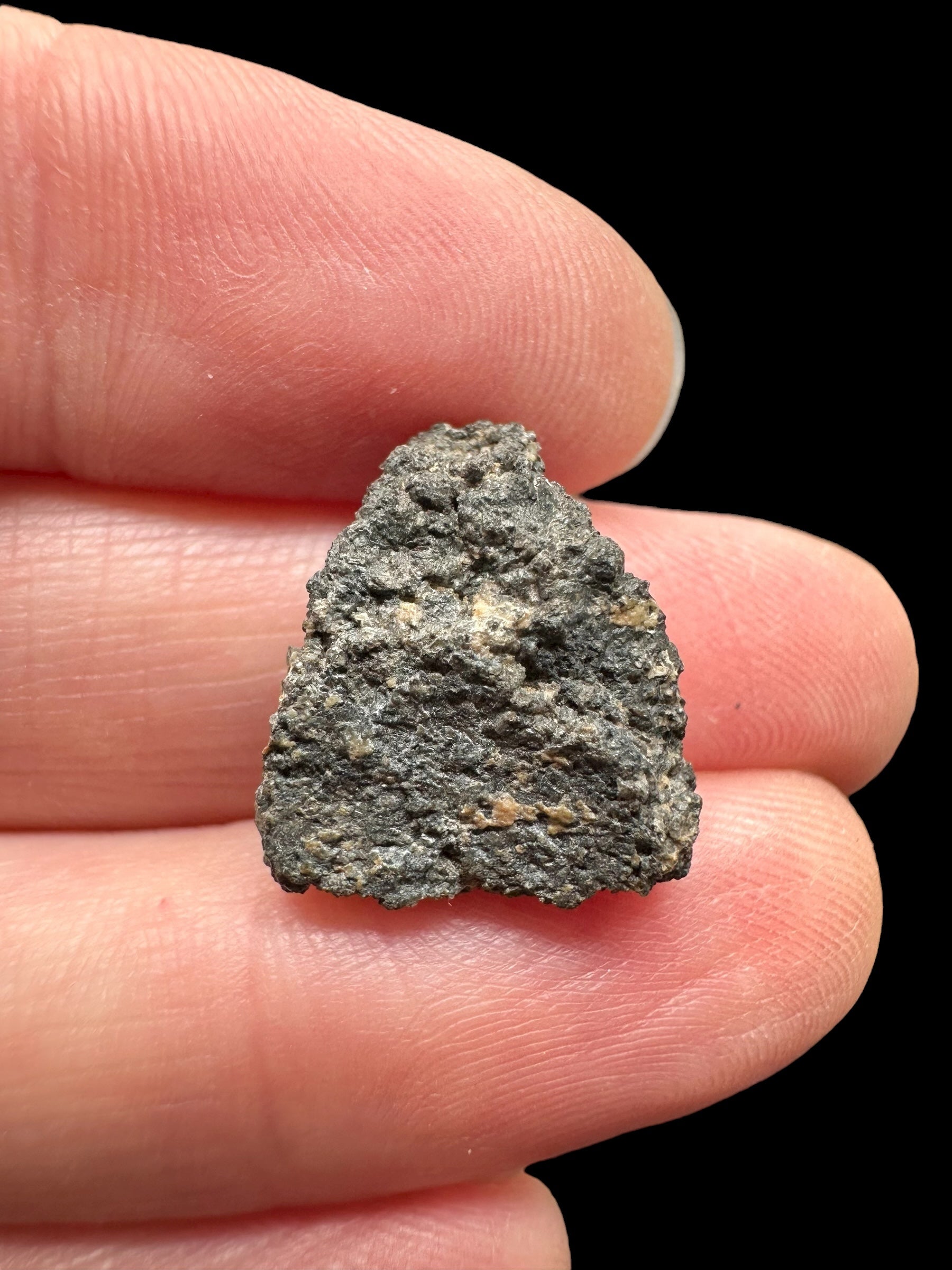 Meteorite Ksar Ghilane 022 – 1,9g – Tunisia - MEKG28