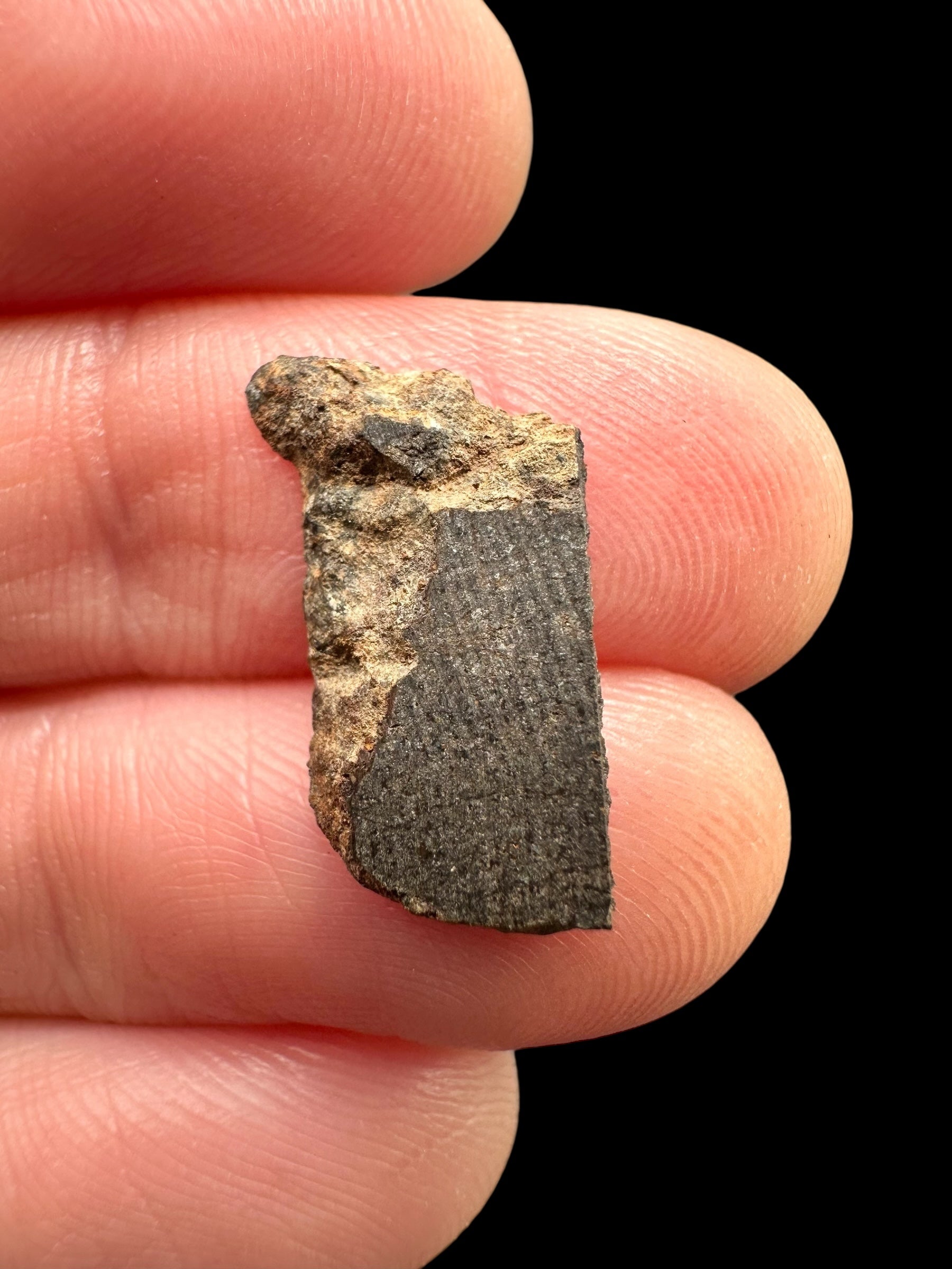 Meteorite Al Haggounia 001 – 0,5g – Western Sahara - MEAH72