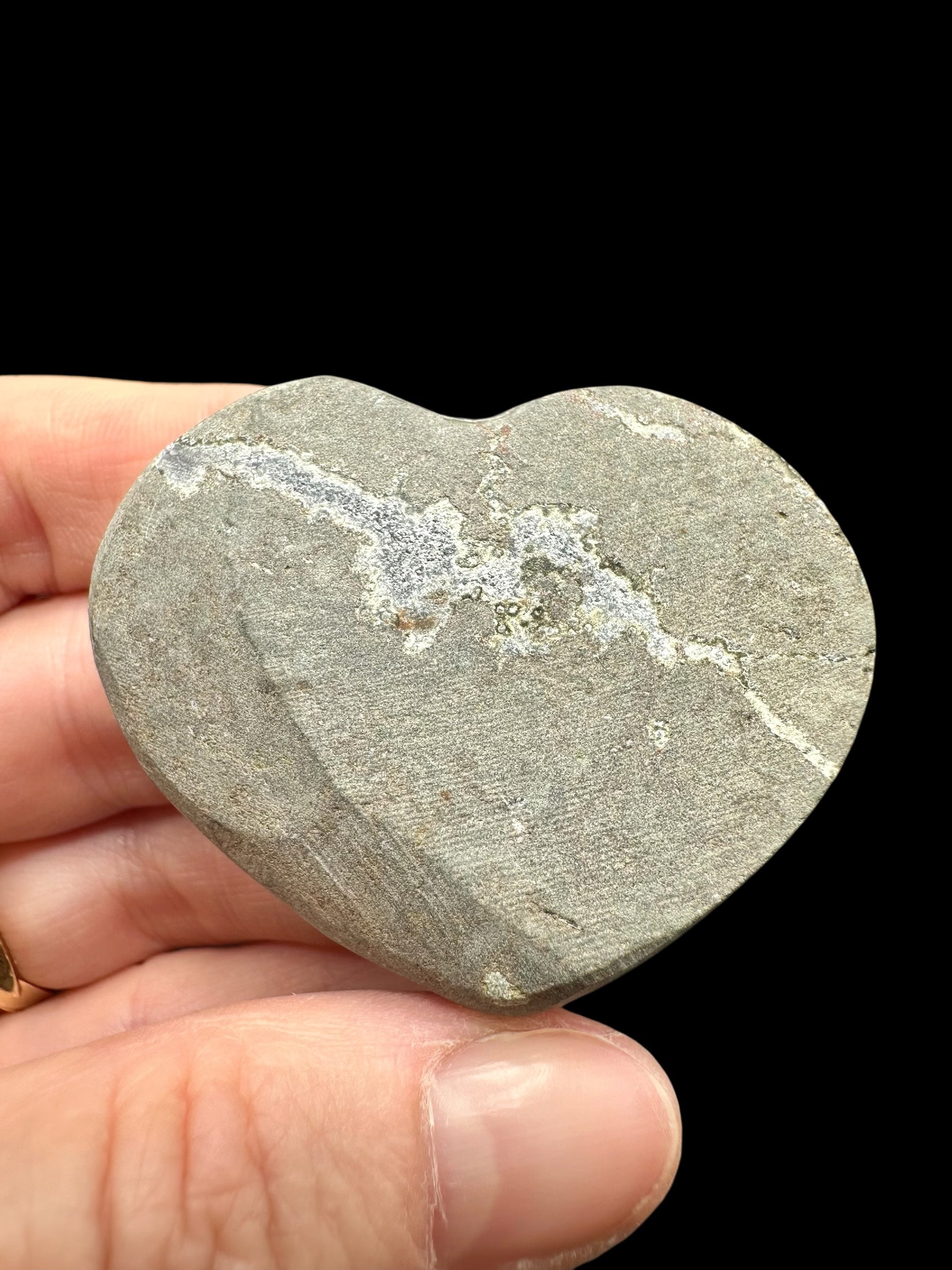 Amethyst heart – Uruguay - AMS17