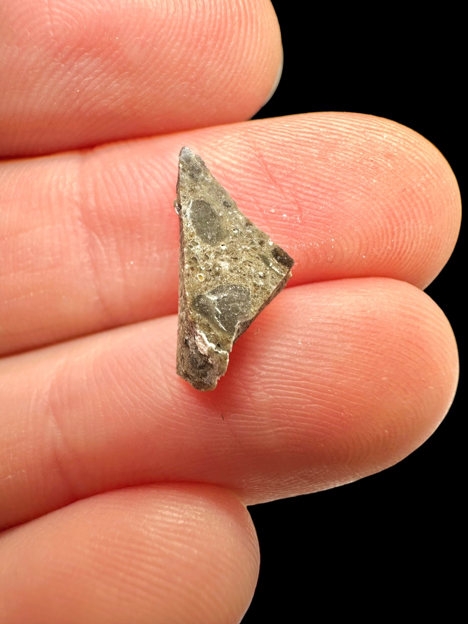 Lunar meteorite Oued el Hamim 001 – 0,3g – Libya - MEOH27