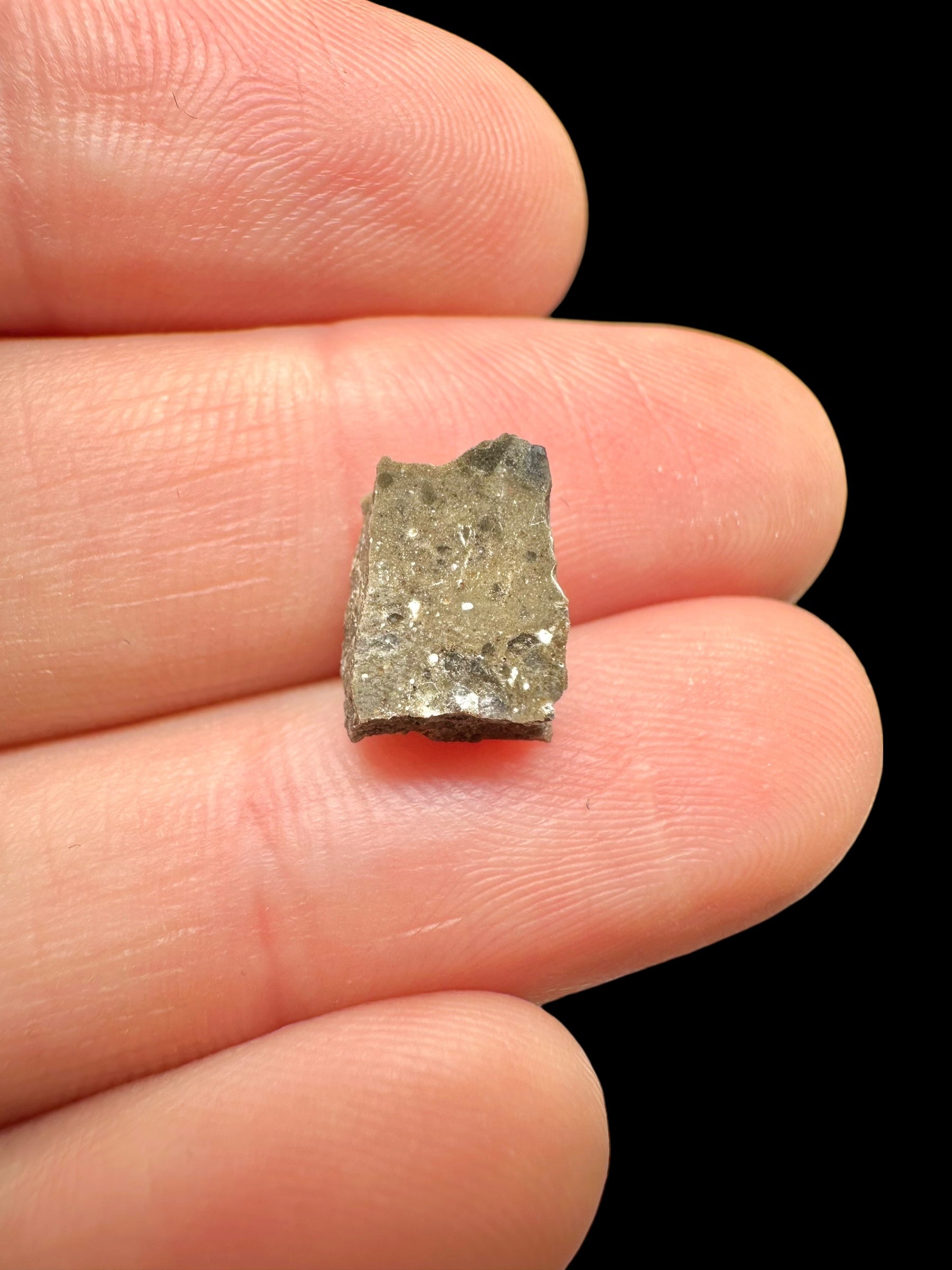 Lunar meteorite Oued el Hamim 001 – 0,5g – Libya - MEOH28