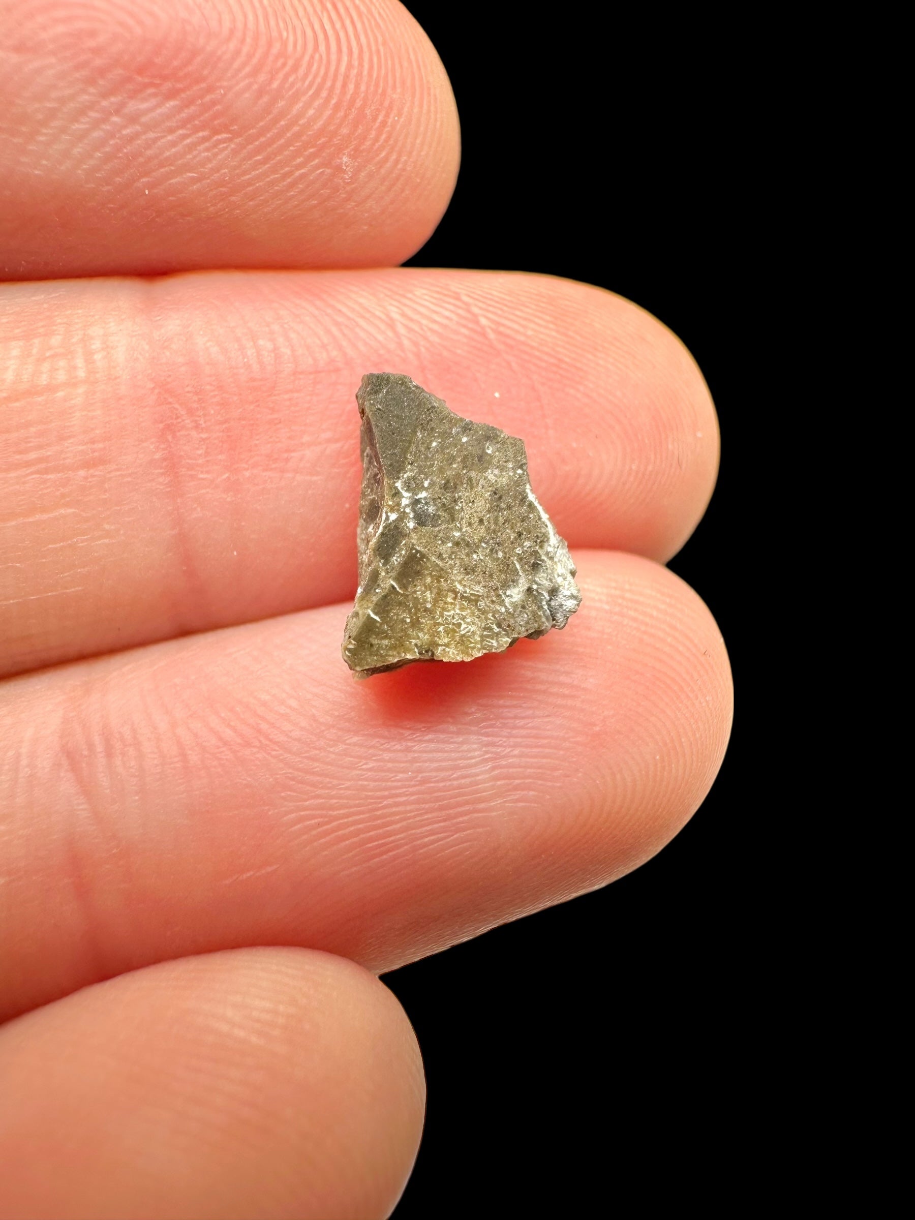 Lunar meteorite Oued el Hamim 001 – 0,4g – Libya - MEOH30