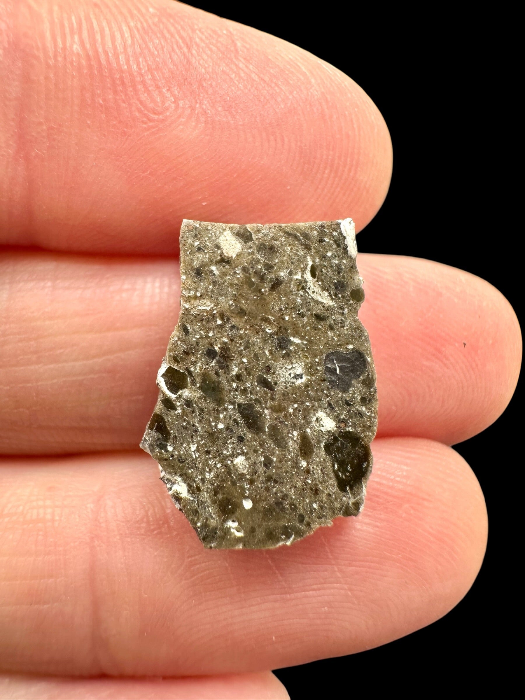 Lunar meteorite Oued el Hamim 001 – 1,4g – Libya - MEOH35