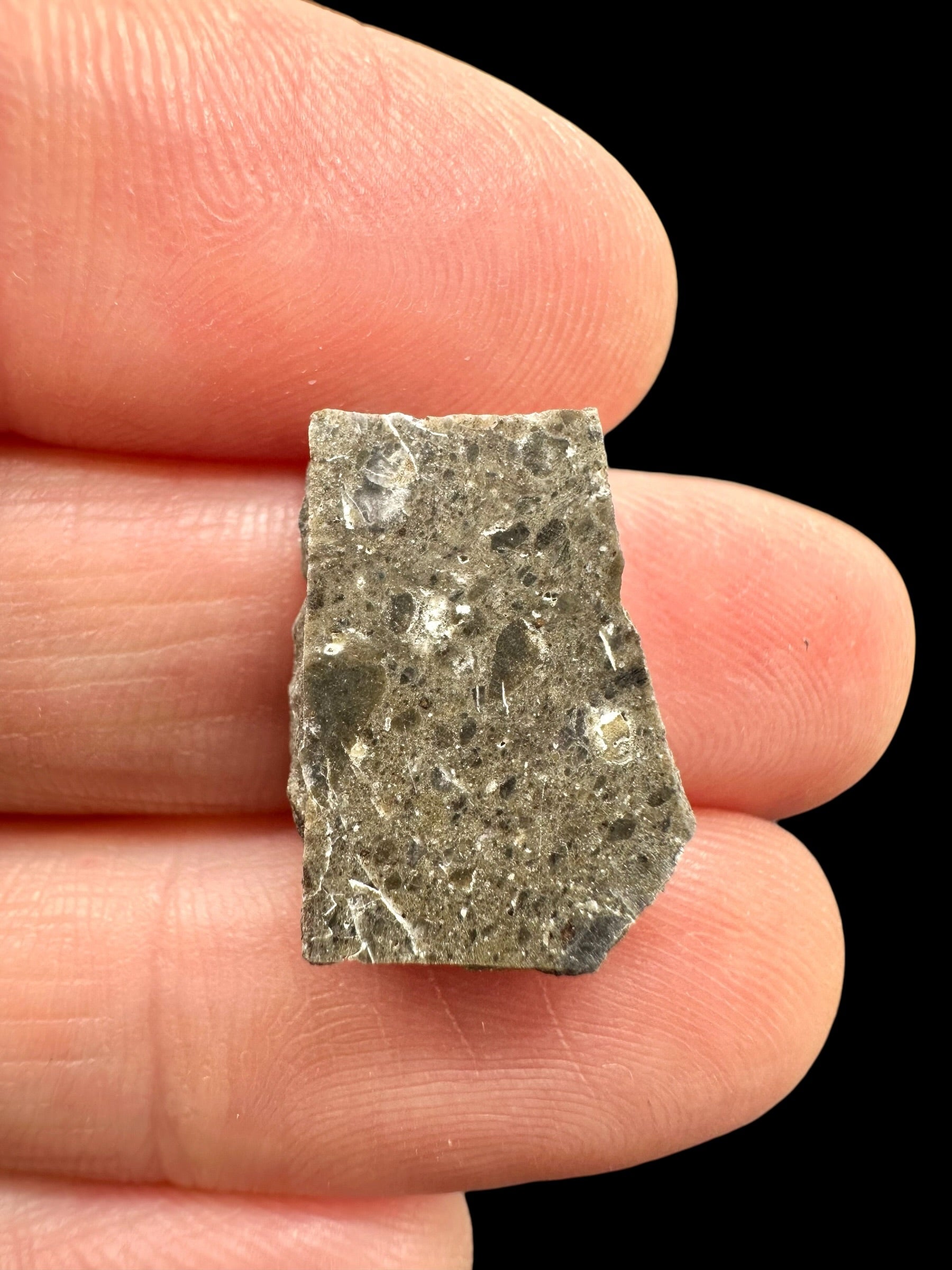 Lunar meteorite Oued el Hamim 001 – 1,4g – Libya - MEOH35