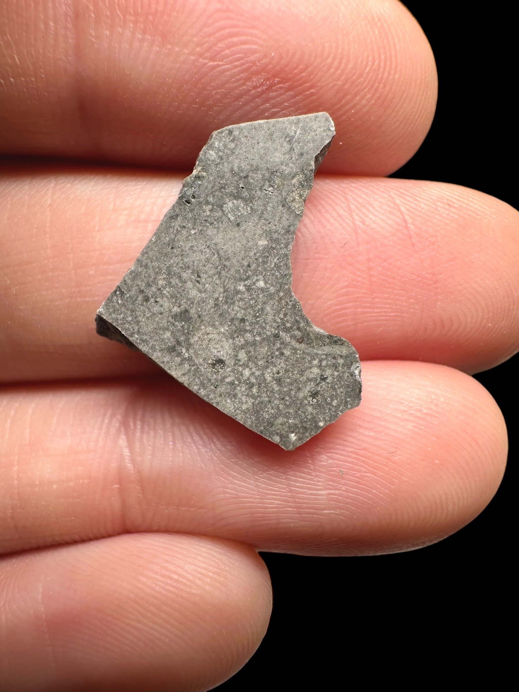 Lunar meteorite El Atchane 024 – 1,1g – Algeria - MEAT14