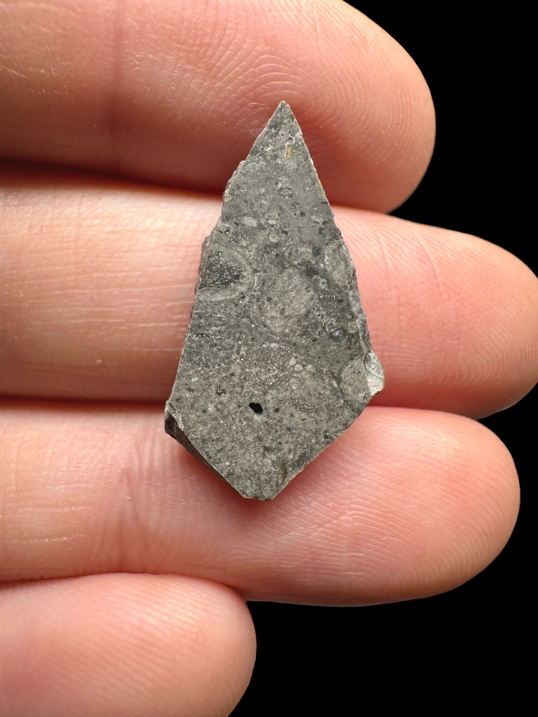 Lunar meteorite El Atchane 024 – 1,1g – Algeria