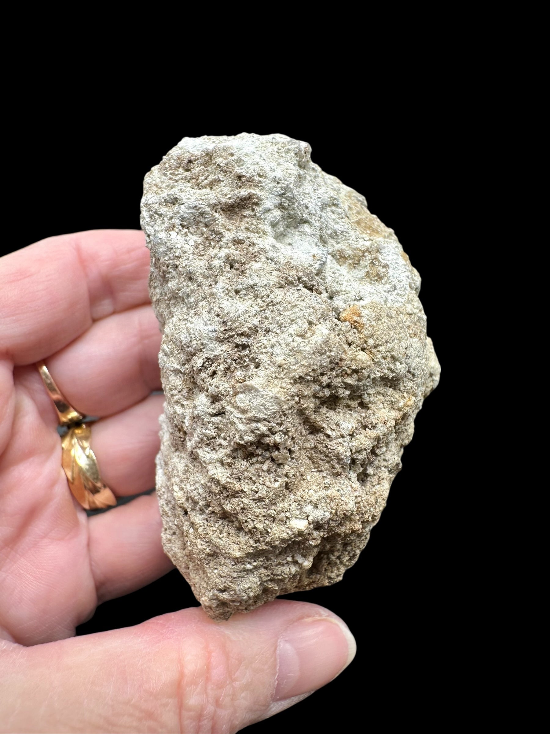 Moldavite in the sediment – Besednice Sever - INS042