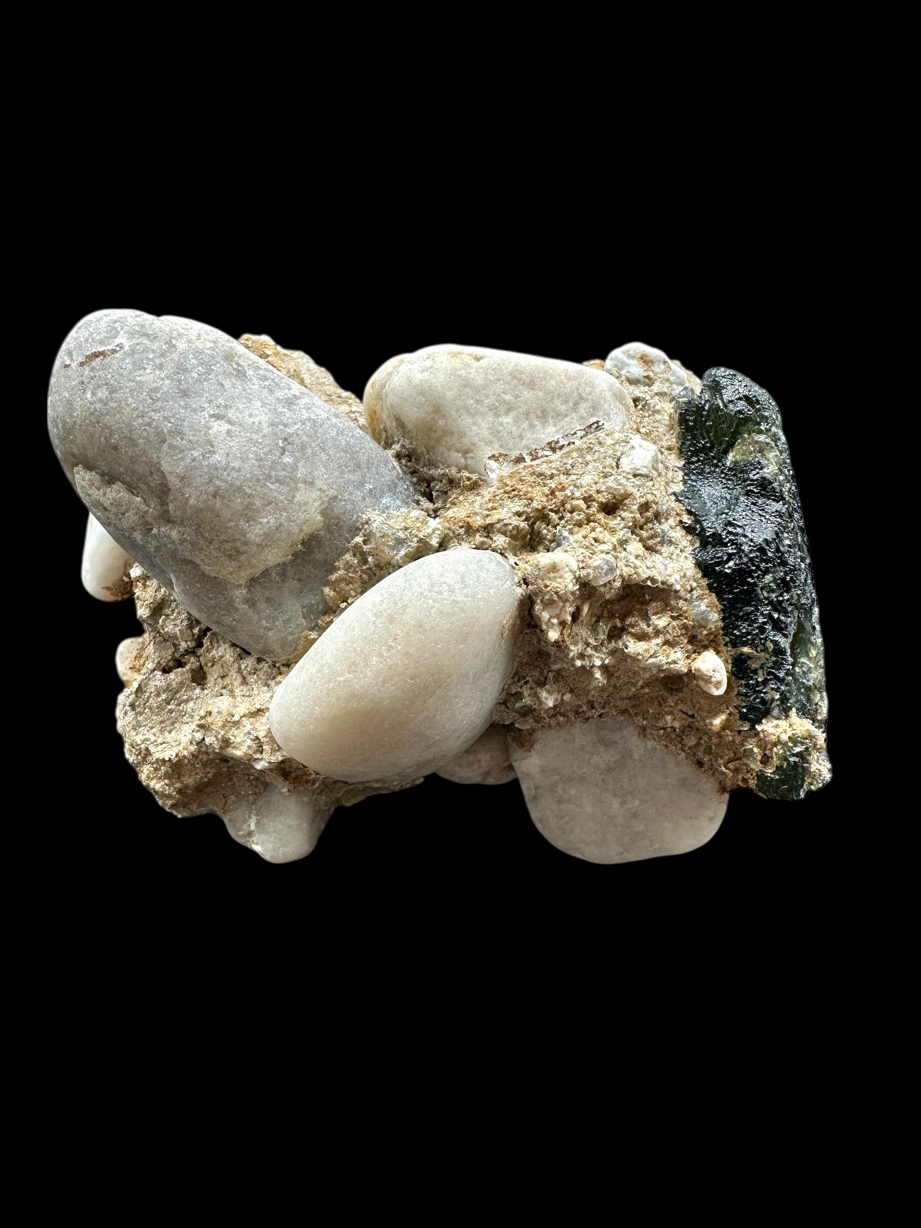 Moldavite in the sediment – Marouskovo pole - INS045
