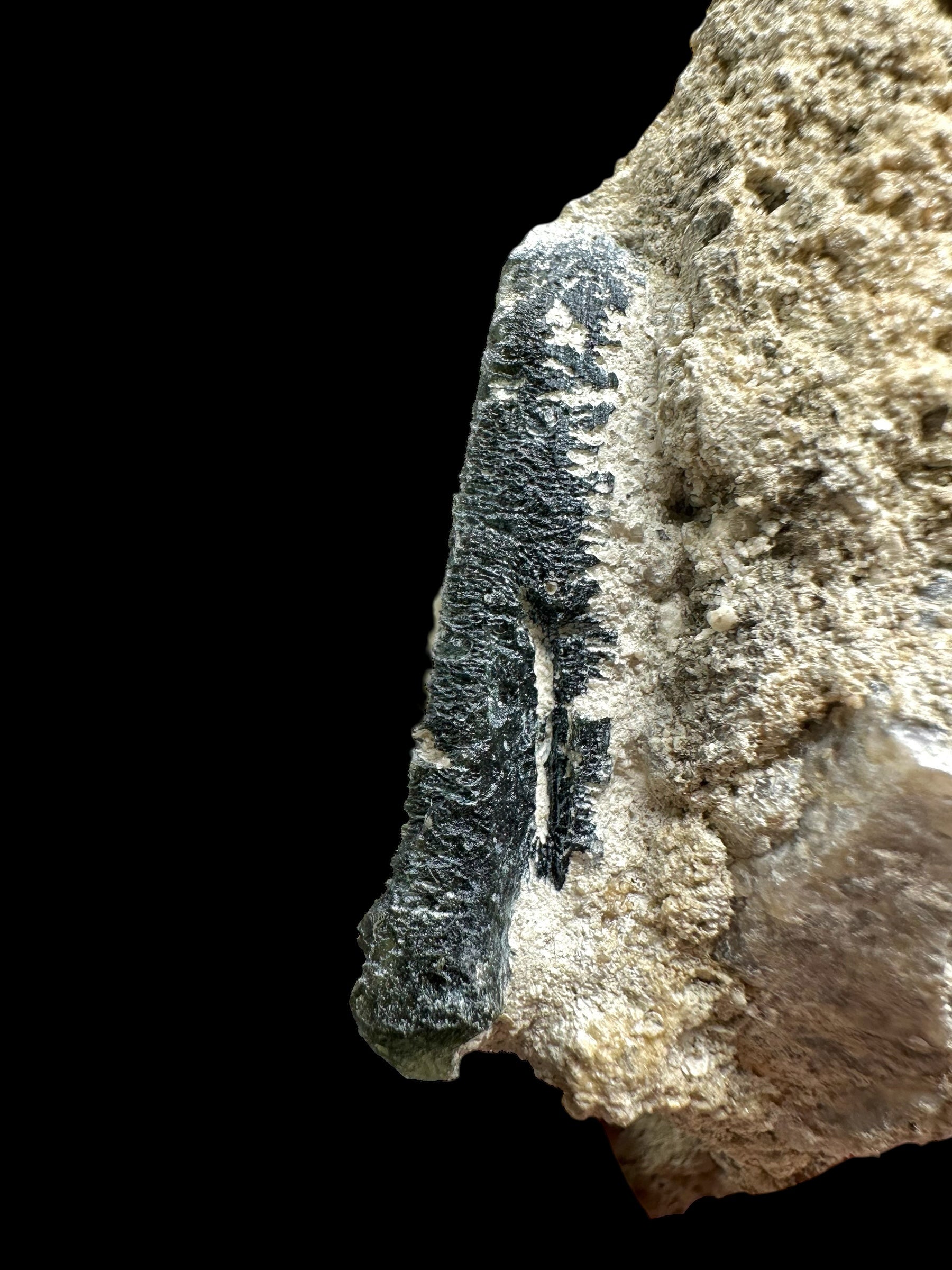 Moldavite in the sediment – Besednice Sever - INS052