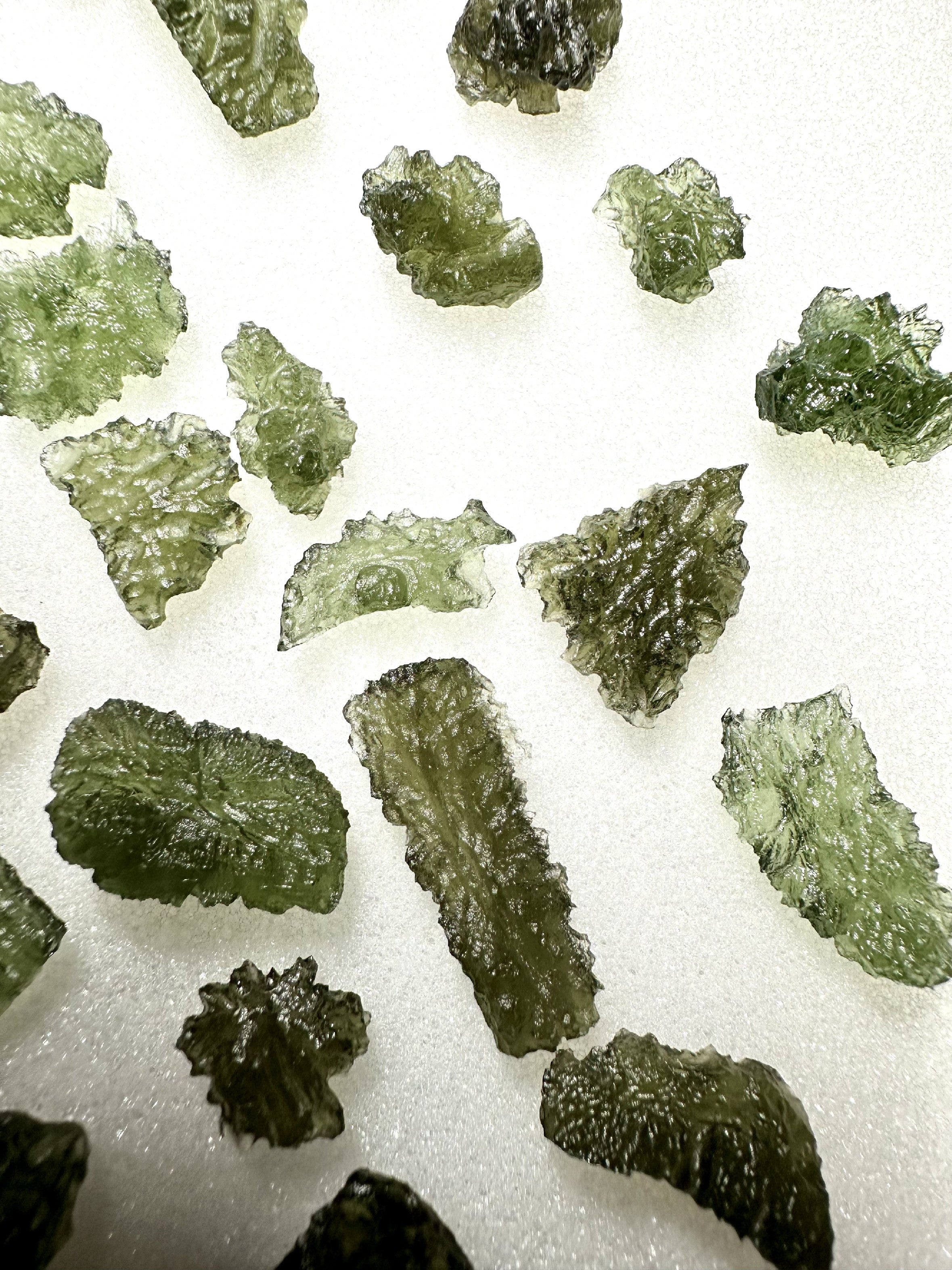 Smaller jewellery Moldavite – 50g - 0V001