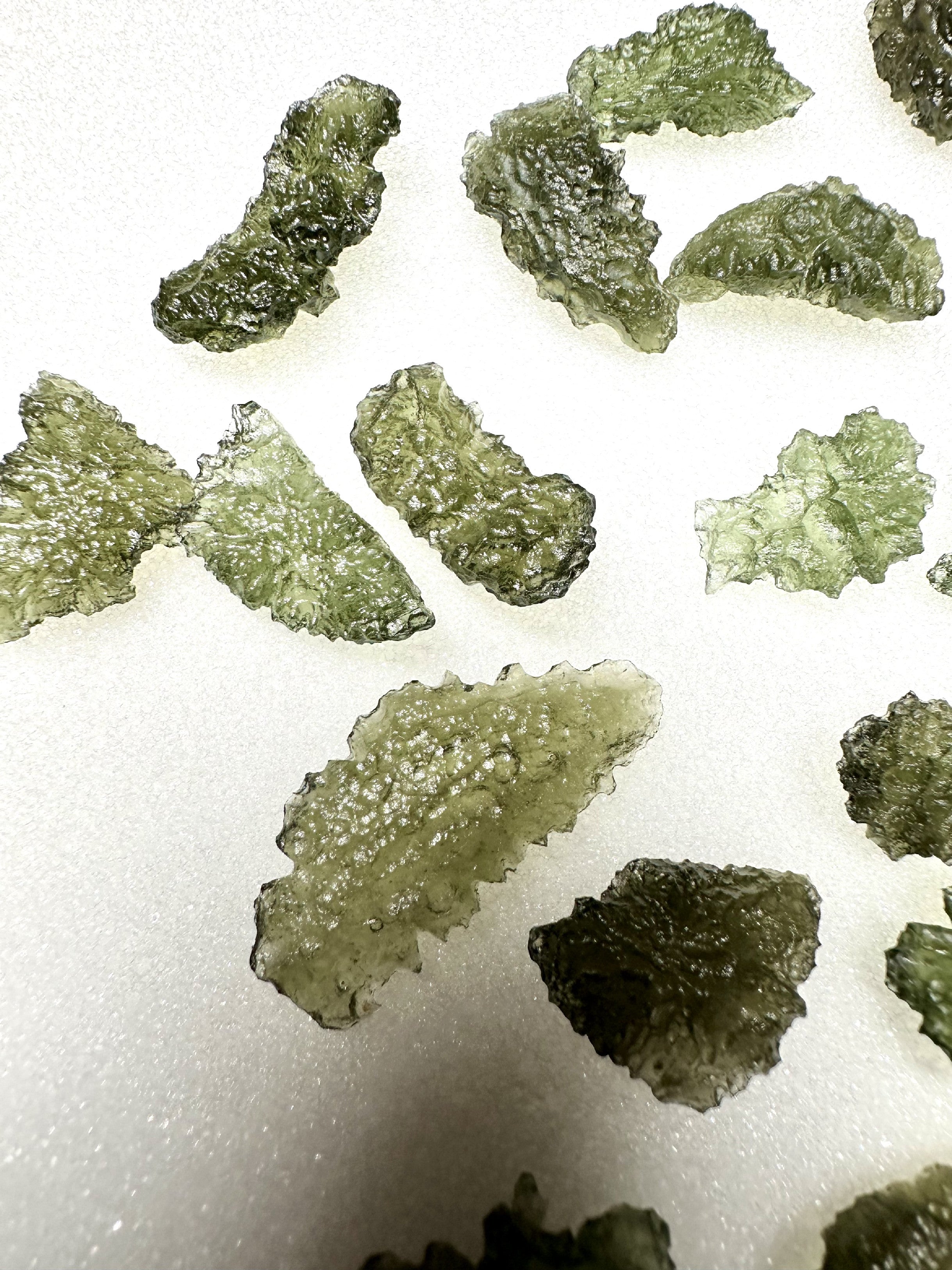 Smaller jewellery Moldavite – 50g - 0V001