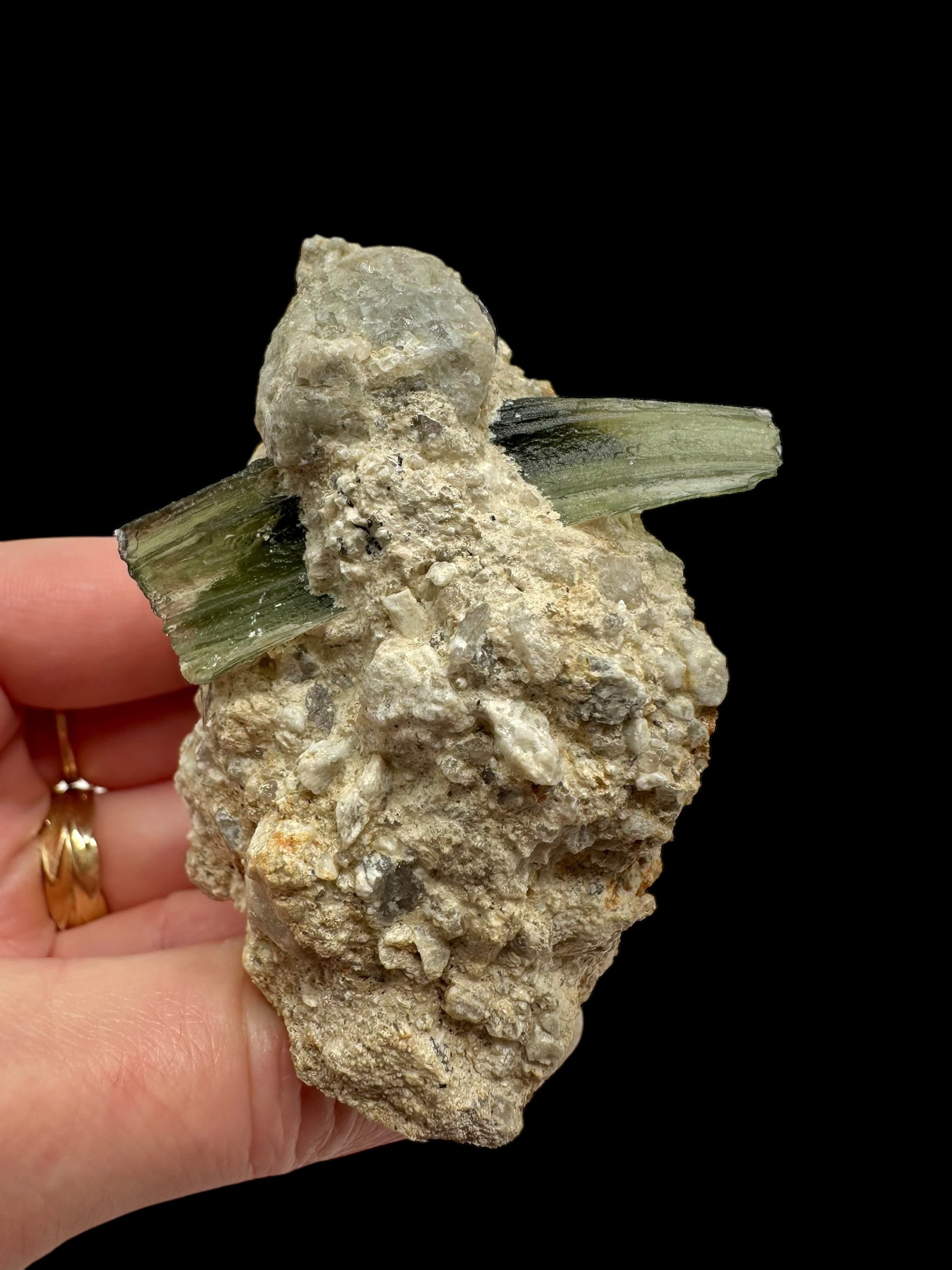 Moldavite in the sediment – Besednice Sever - INS061