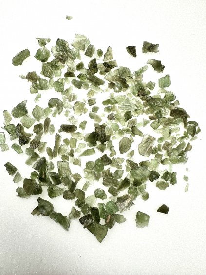 Frammenti di Moldavite piccoli – 50g - 0V009