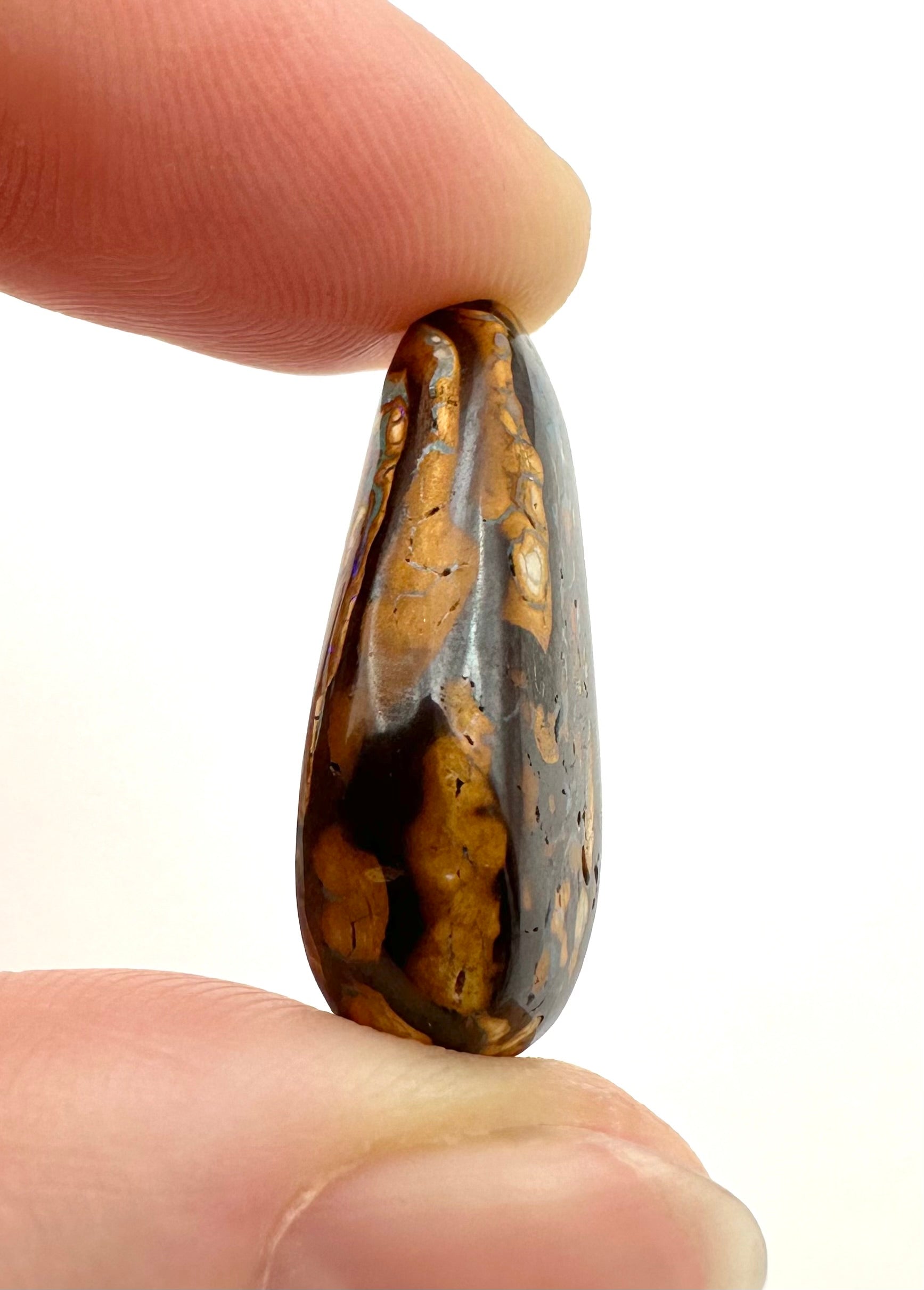 Boulder opal 24,6ct – Cabochon – Queensland, Australia - BO003