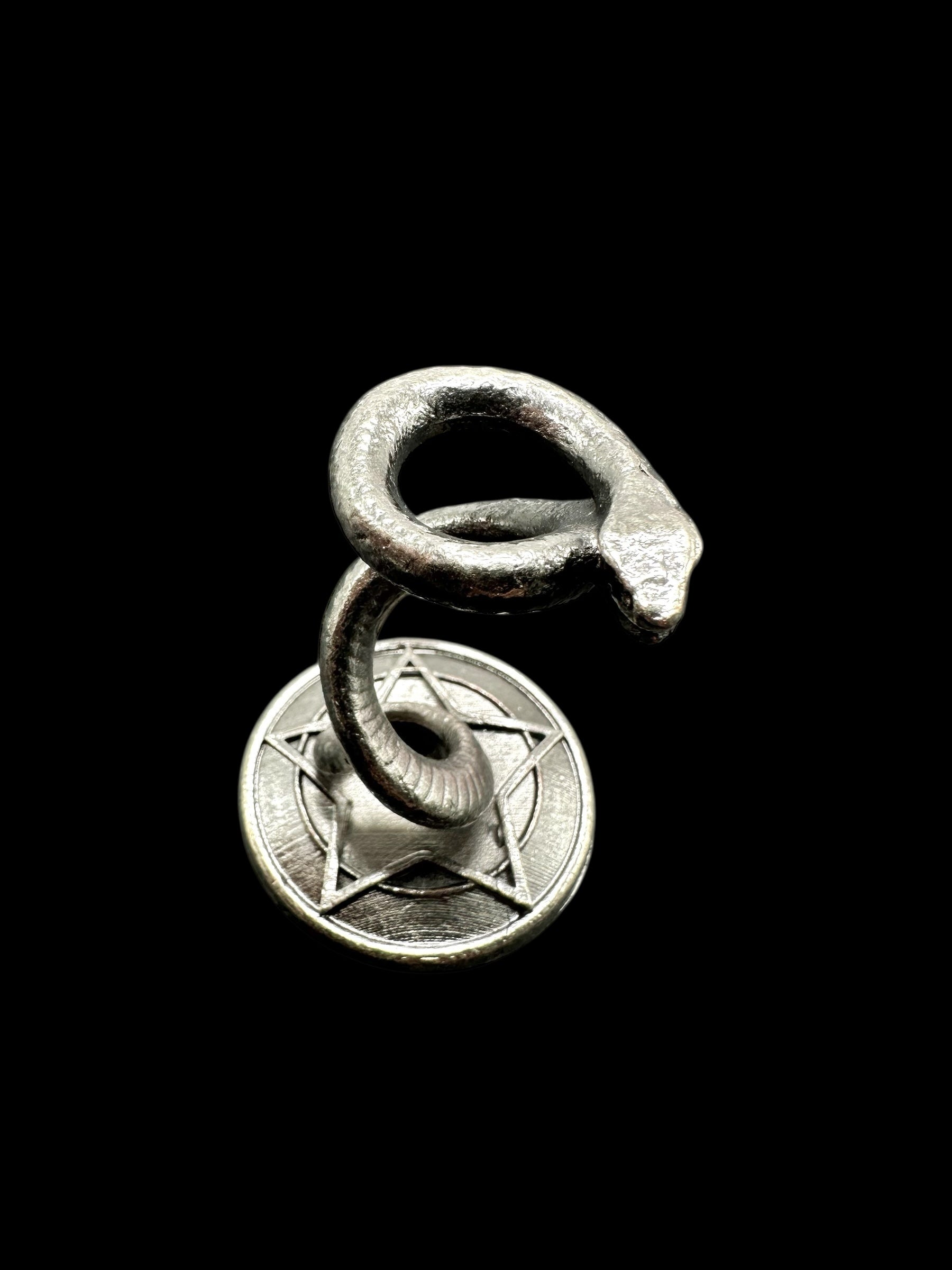 Iron stand – snake - STOJ05