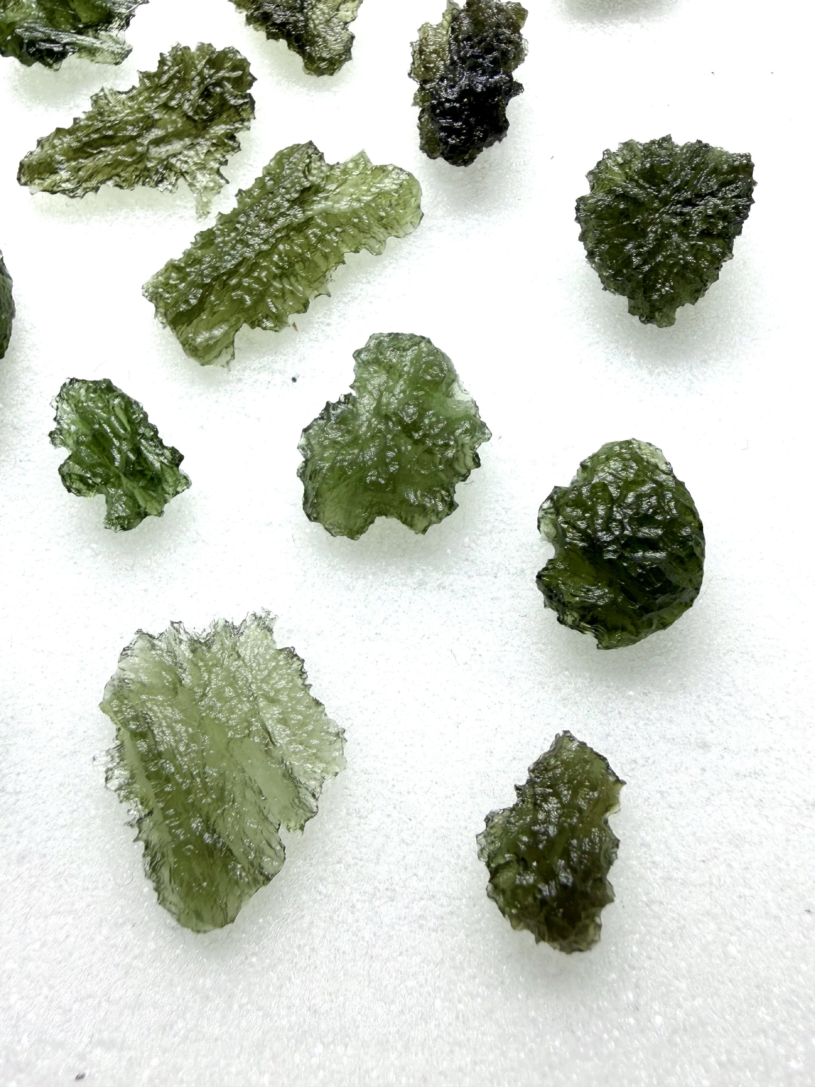 Moldavites from Maly Chlum – 70g - VVEL81