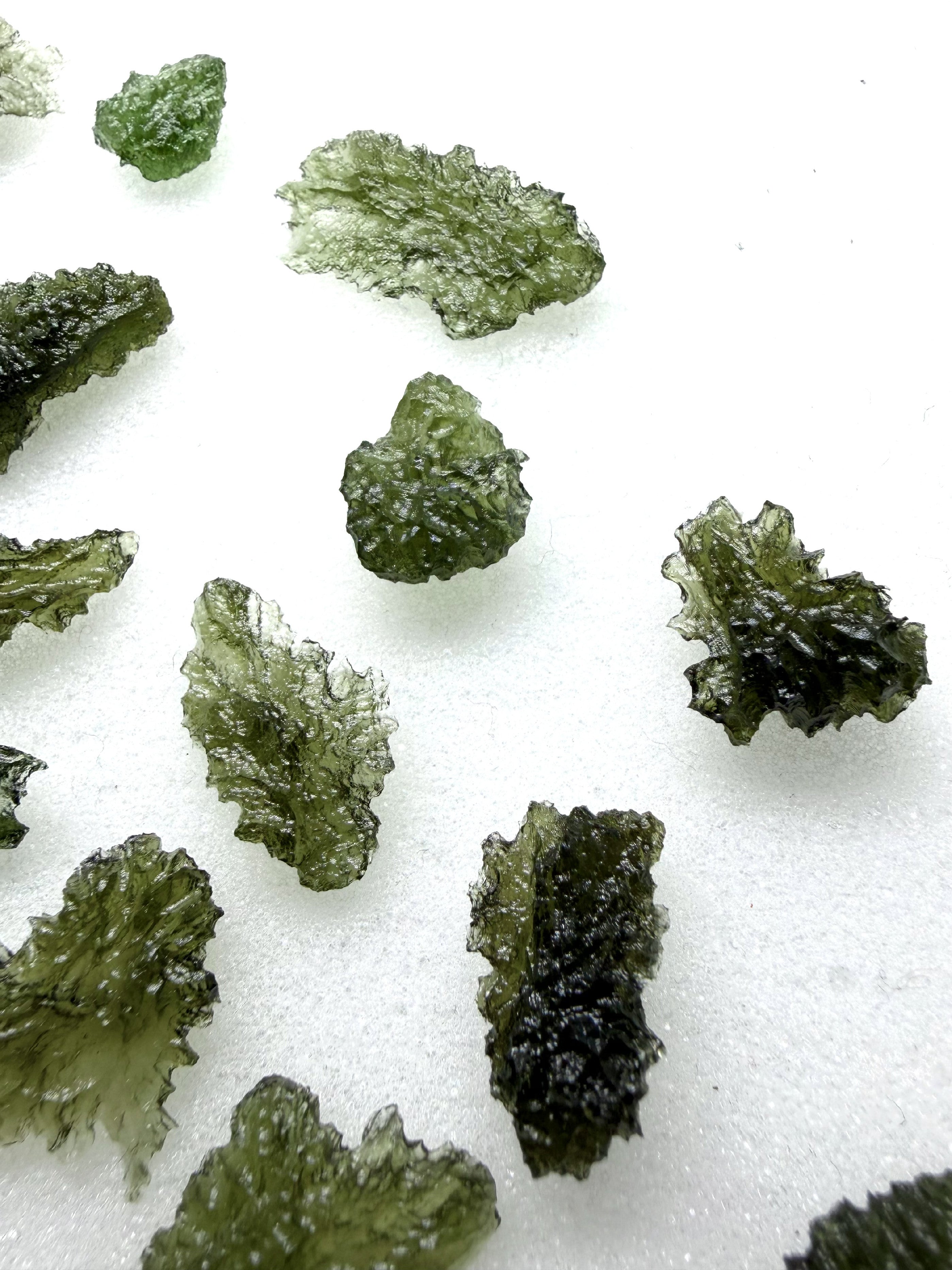 Moldavites from Maly Chlum – 70g - VVEL81