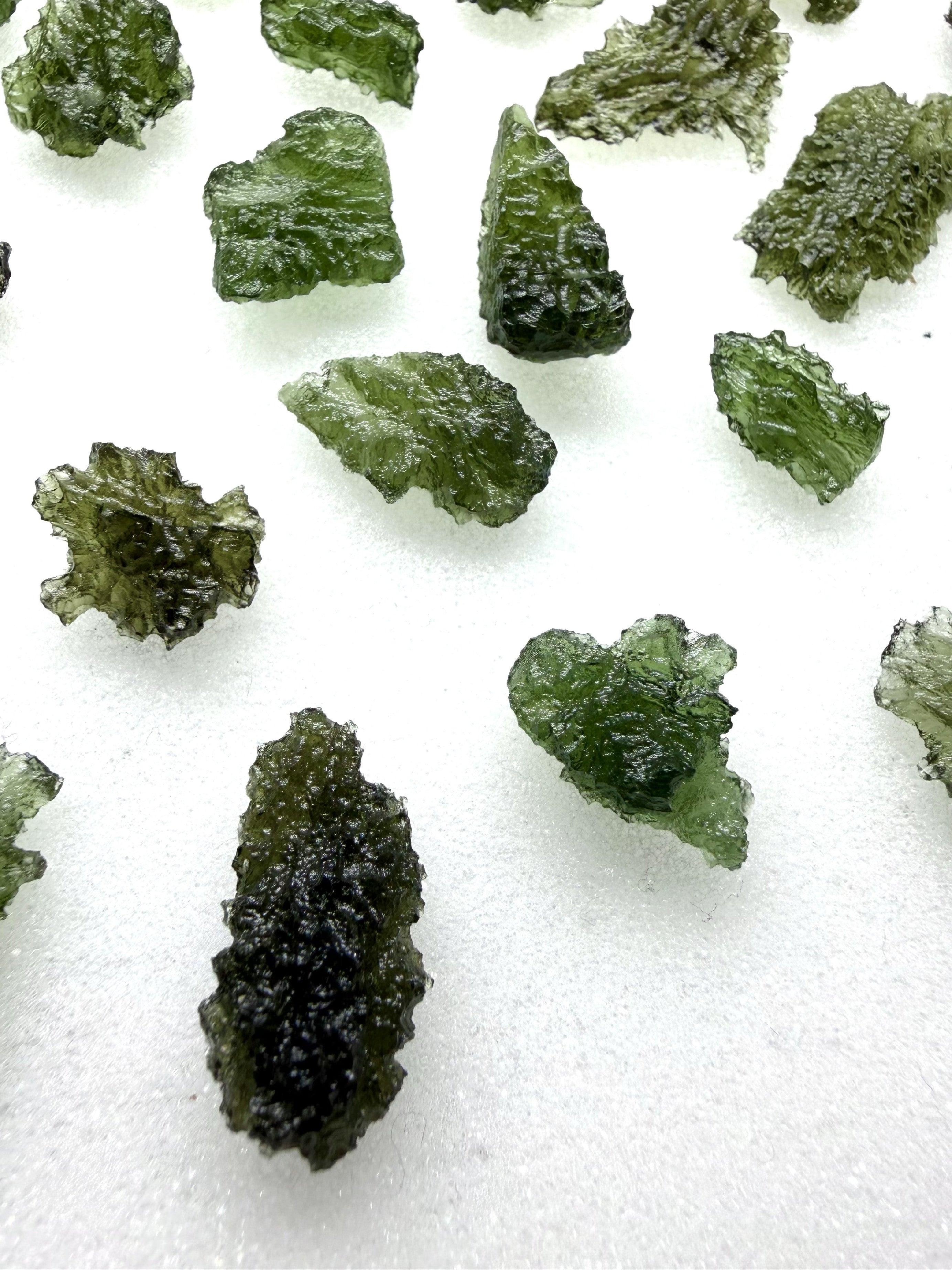 Moldavites from Maly Chlum – 70g - VVEL81