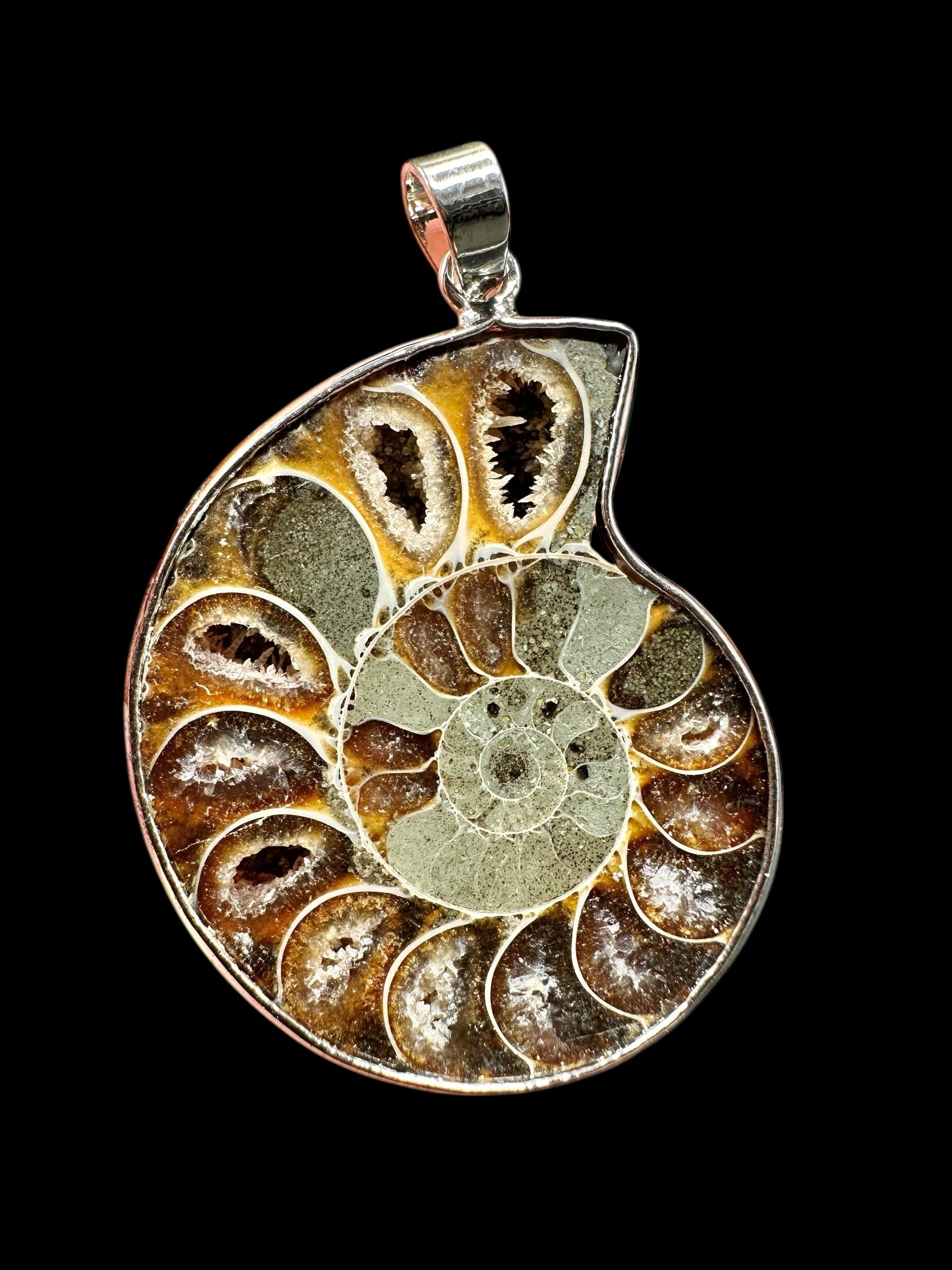 Ammonite pendant 3,7cm – Madagascar