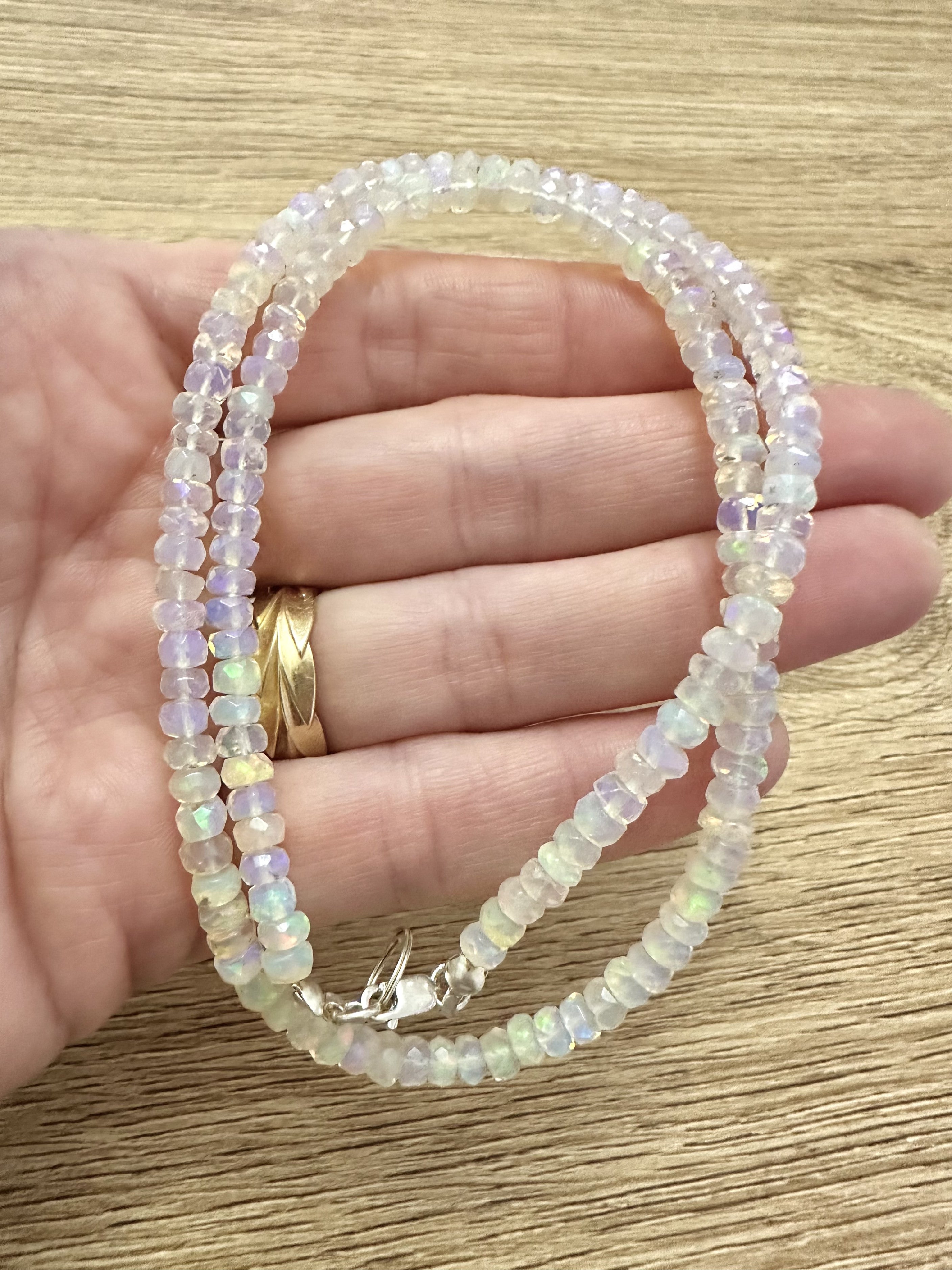 Necklace made of Ethiopian precious opal 45 cm - NAH05