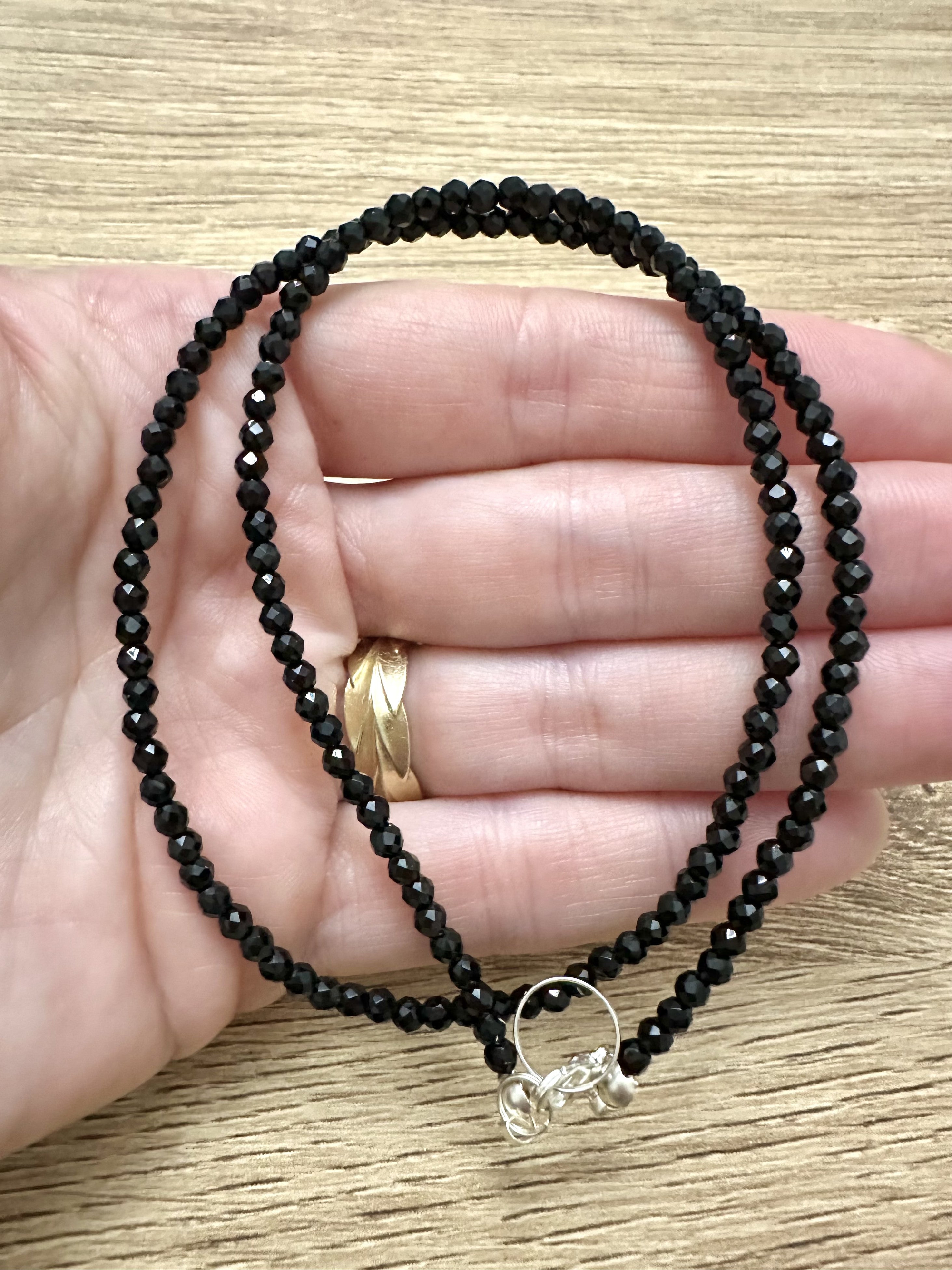 Black spinel necklace 45 cm (3mm) - NAH14
