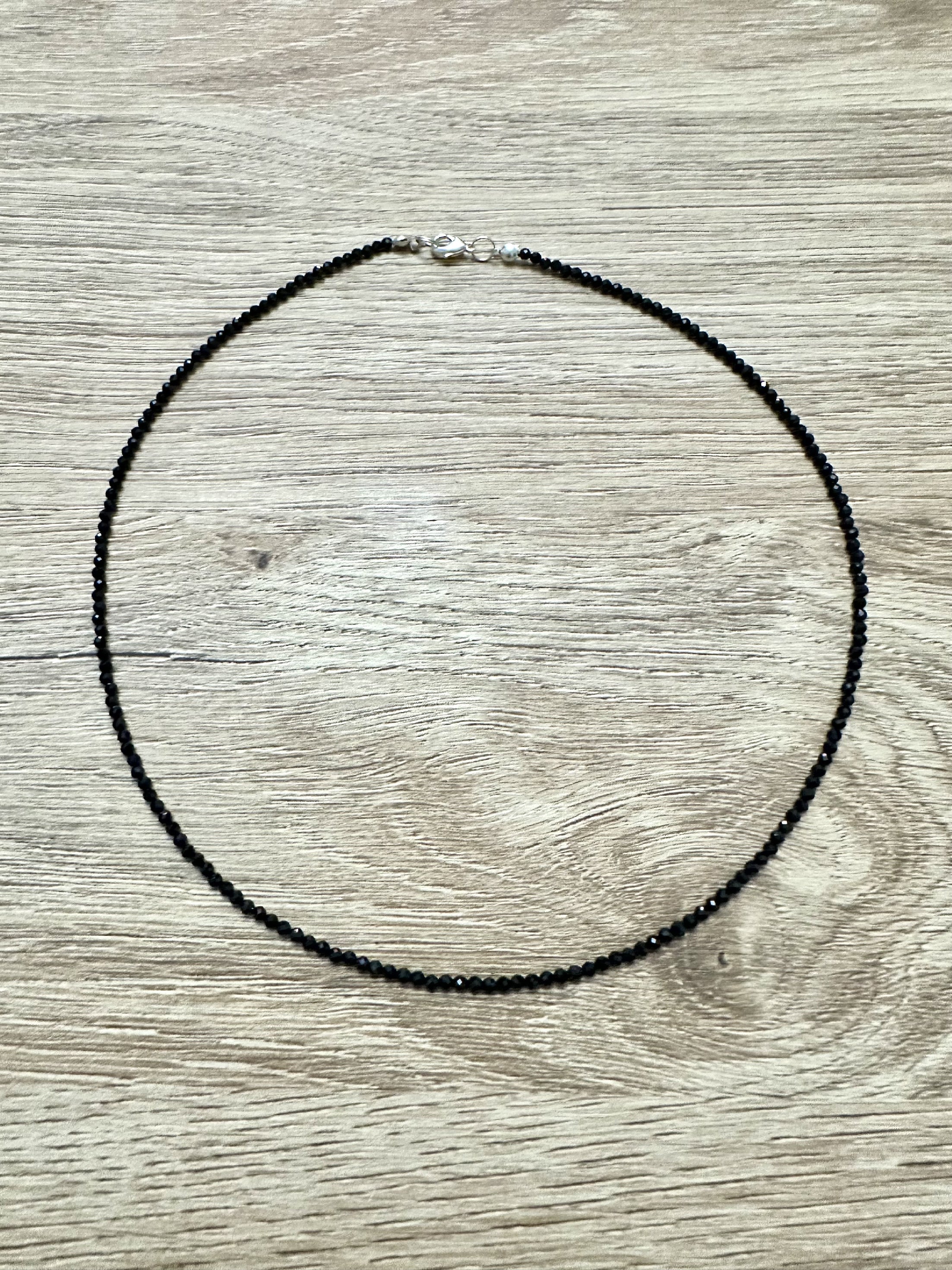 Black spinel necklace 45 cm (2,5mm) - NAH15