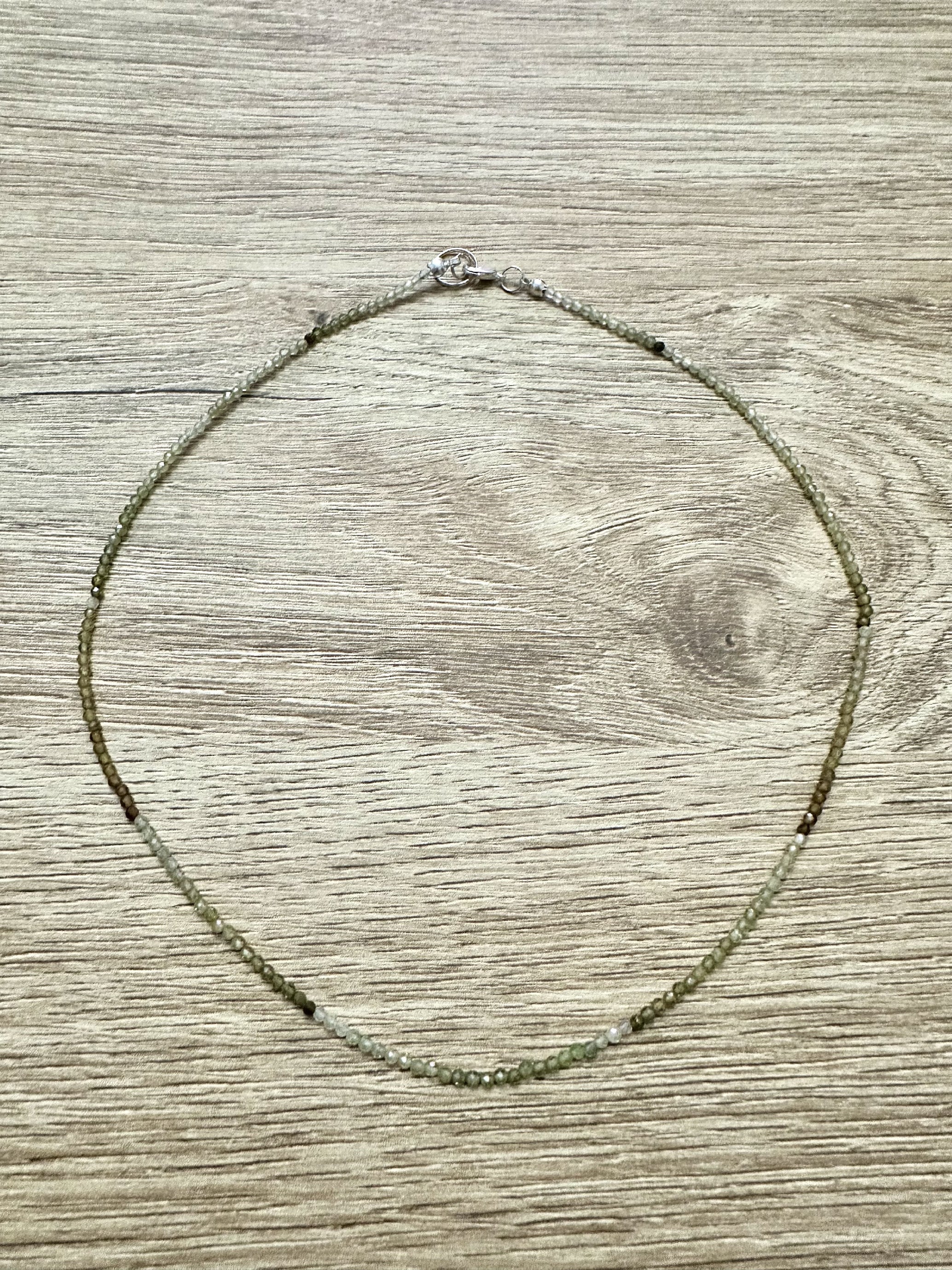 Green garnet necklace 45 cm (2mm) - NAH17