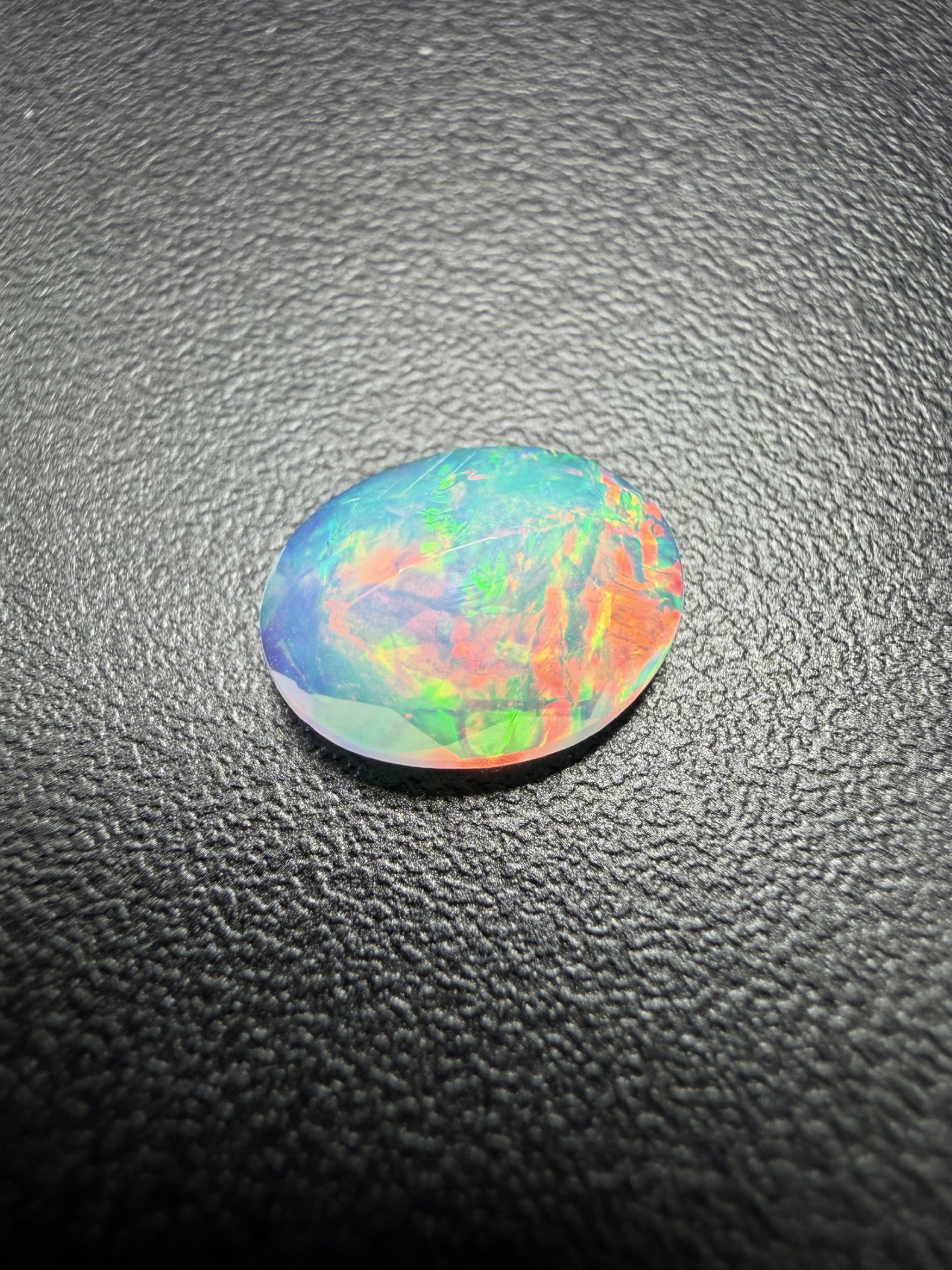 Faceted precious opal 1,2ct – Welo, Ethiopia - BOP10