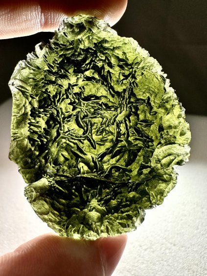 Moldavite Grezza – Besednice Stoh – 44,5g - V482 retroilluminata