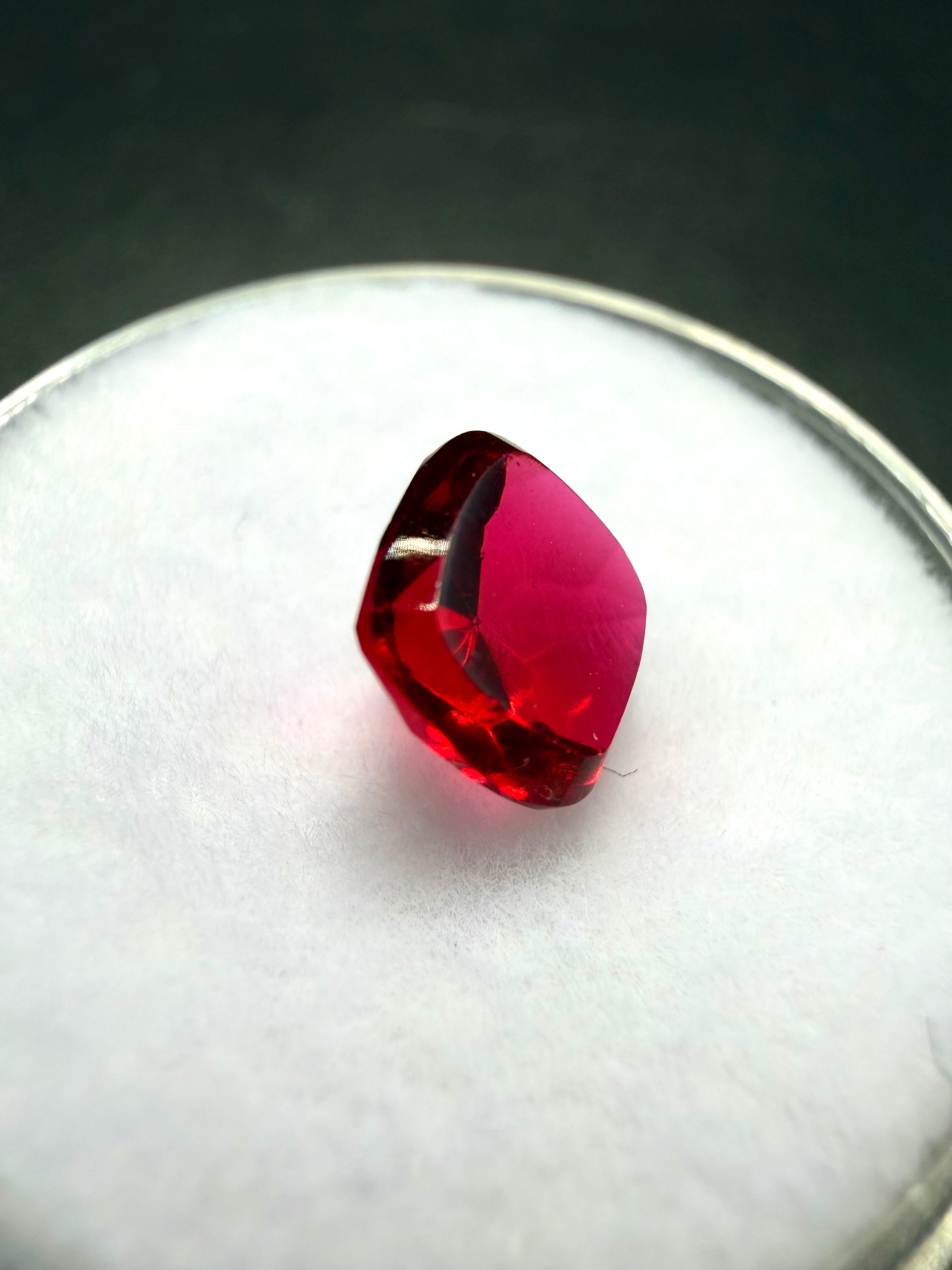 Faceted garnet 1,4ct – Almandine – India - BG033