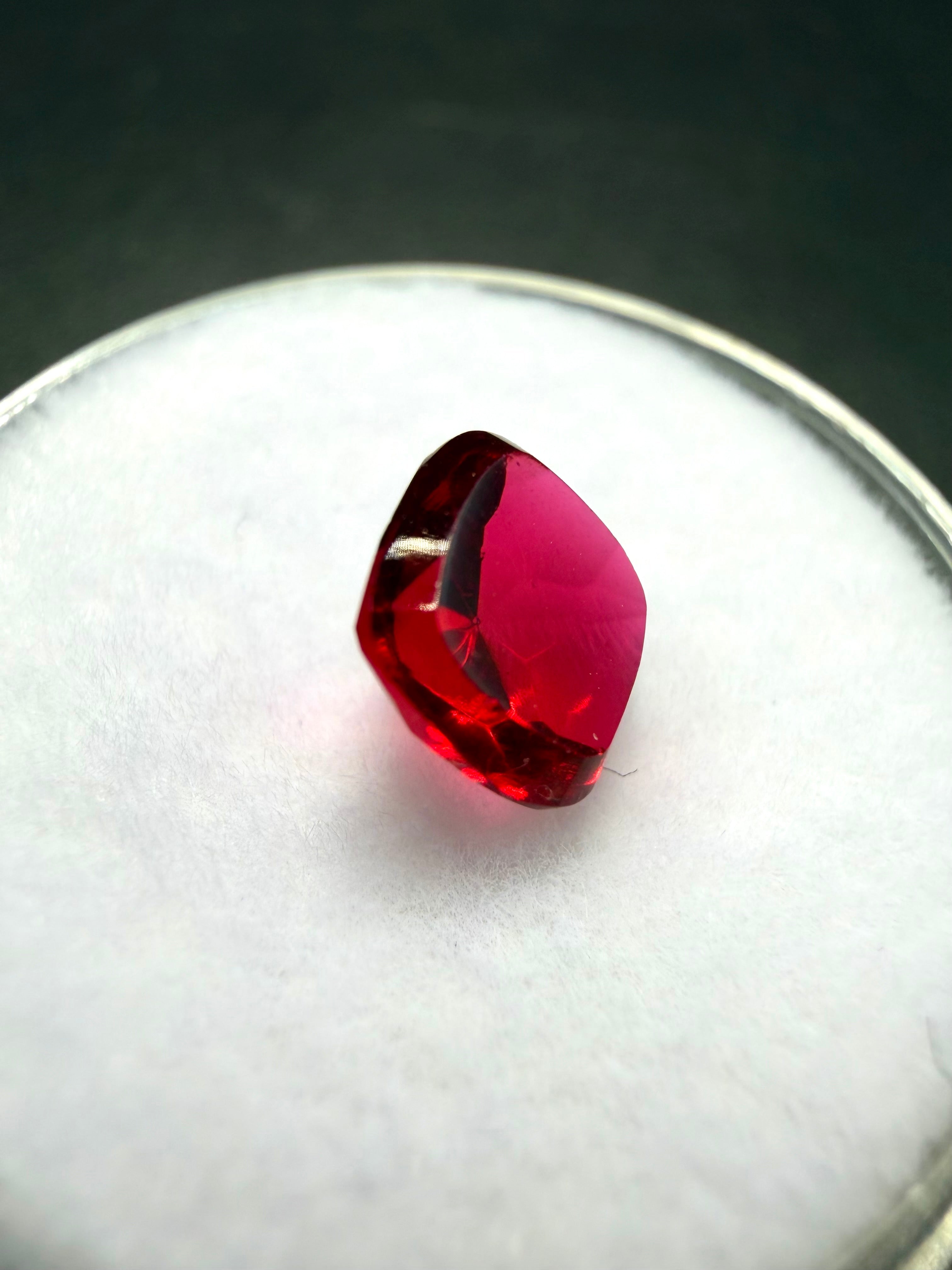 Faceted garnet 1,4ct – Almandine – India - BG033