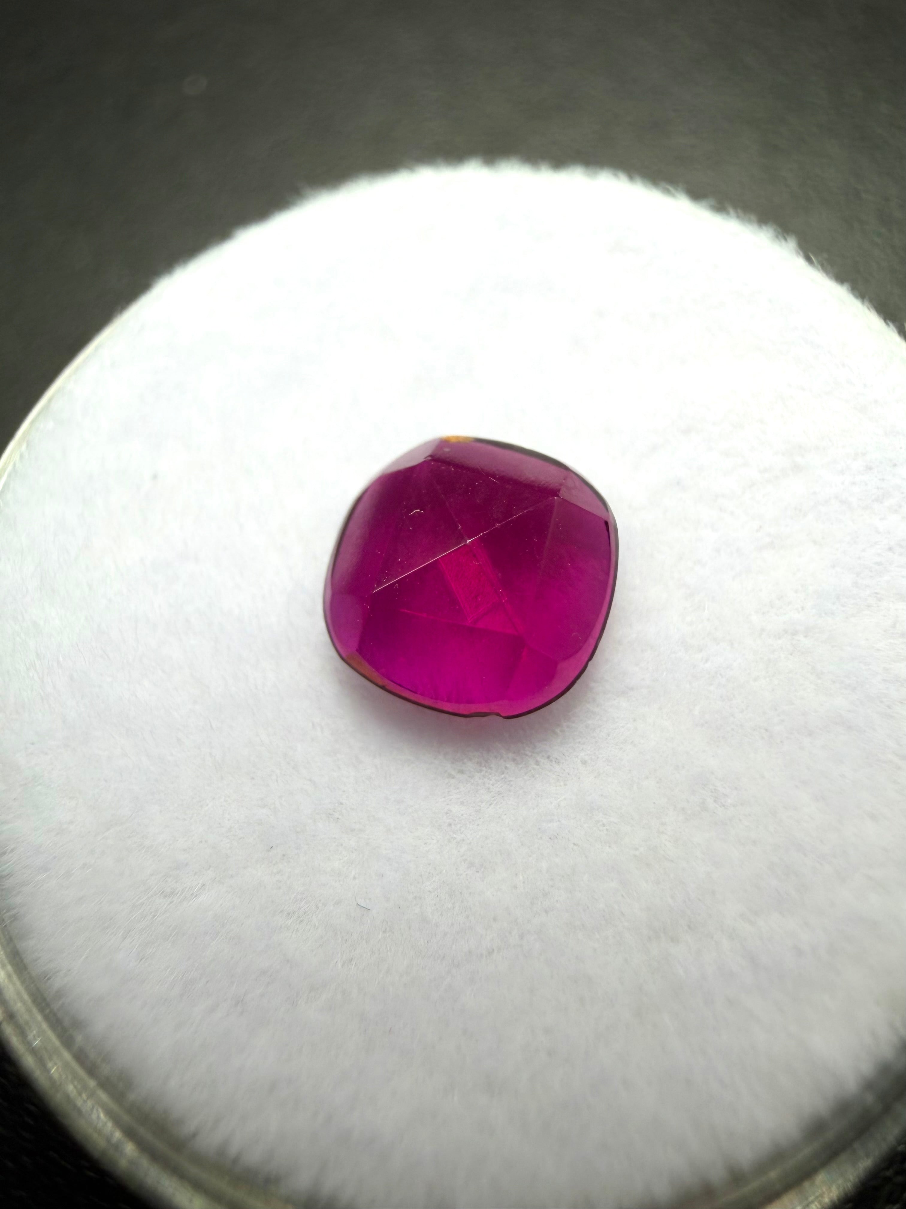 Faceted garnet 1,22ct – Almandine – India - BG034