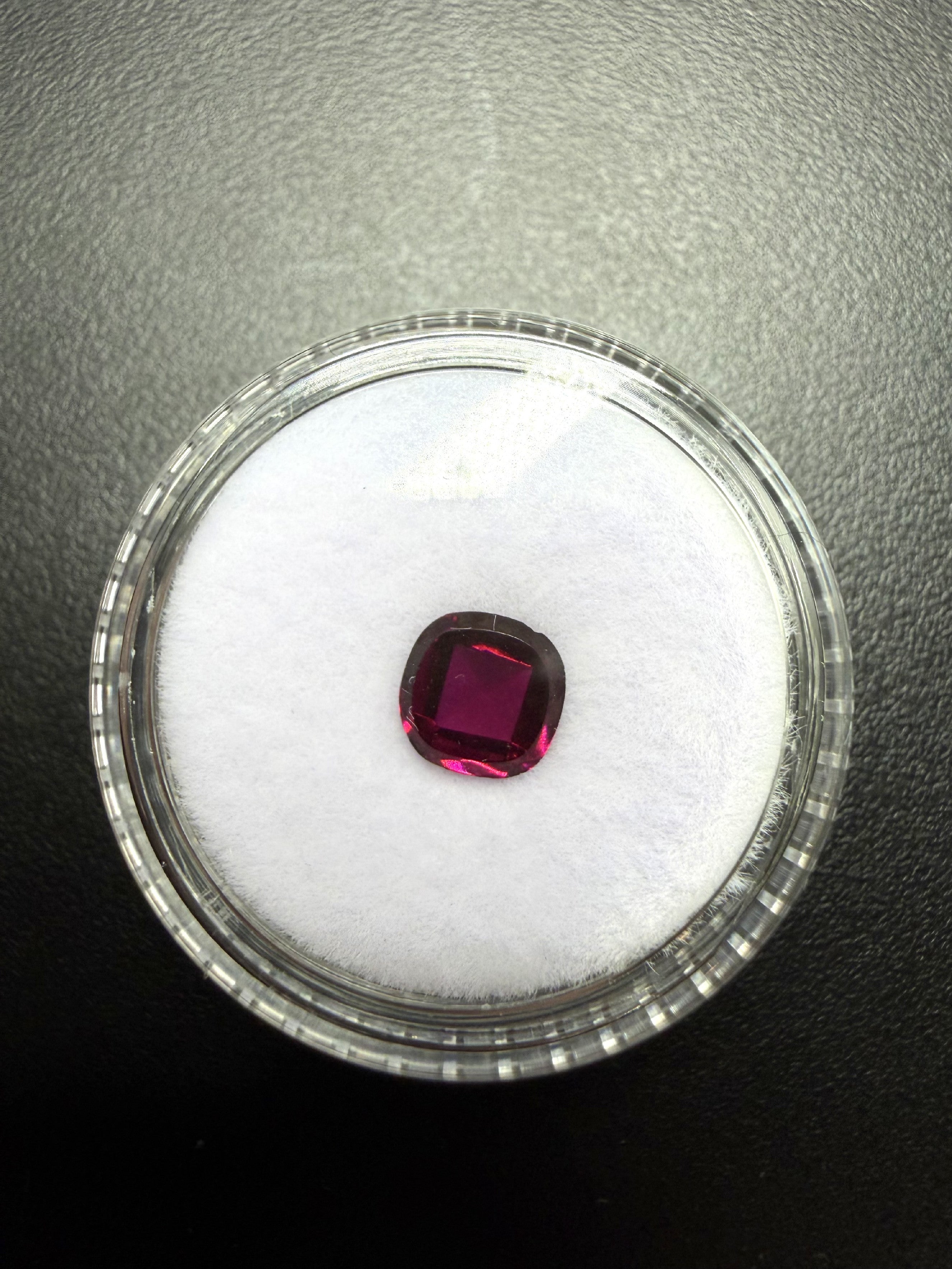 Faceted garnet 1,22ct – Almandine – India - BG034