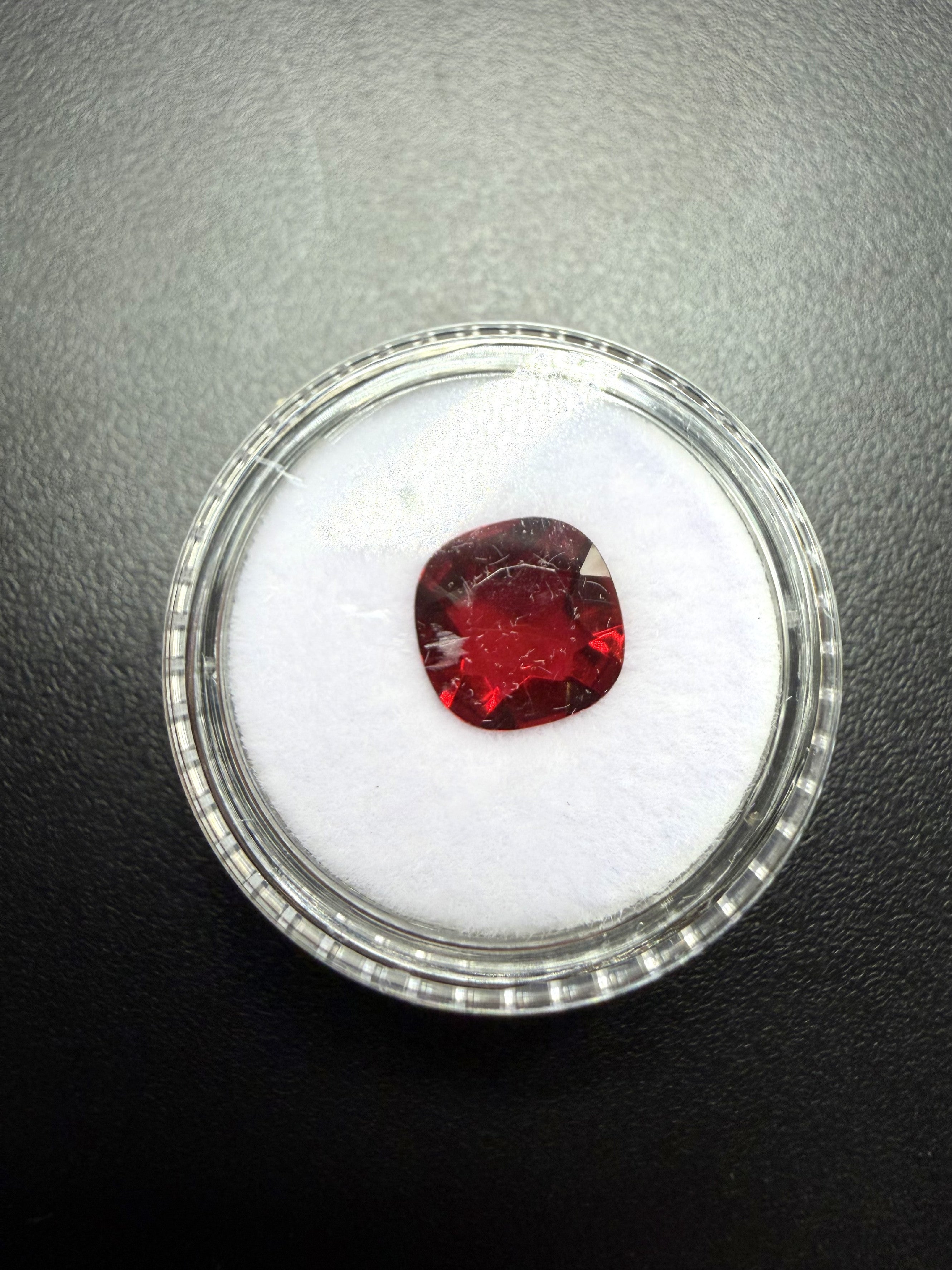 Faceted garnet 2,85ct – Almandine – India - BG036