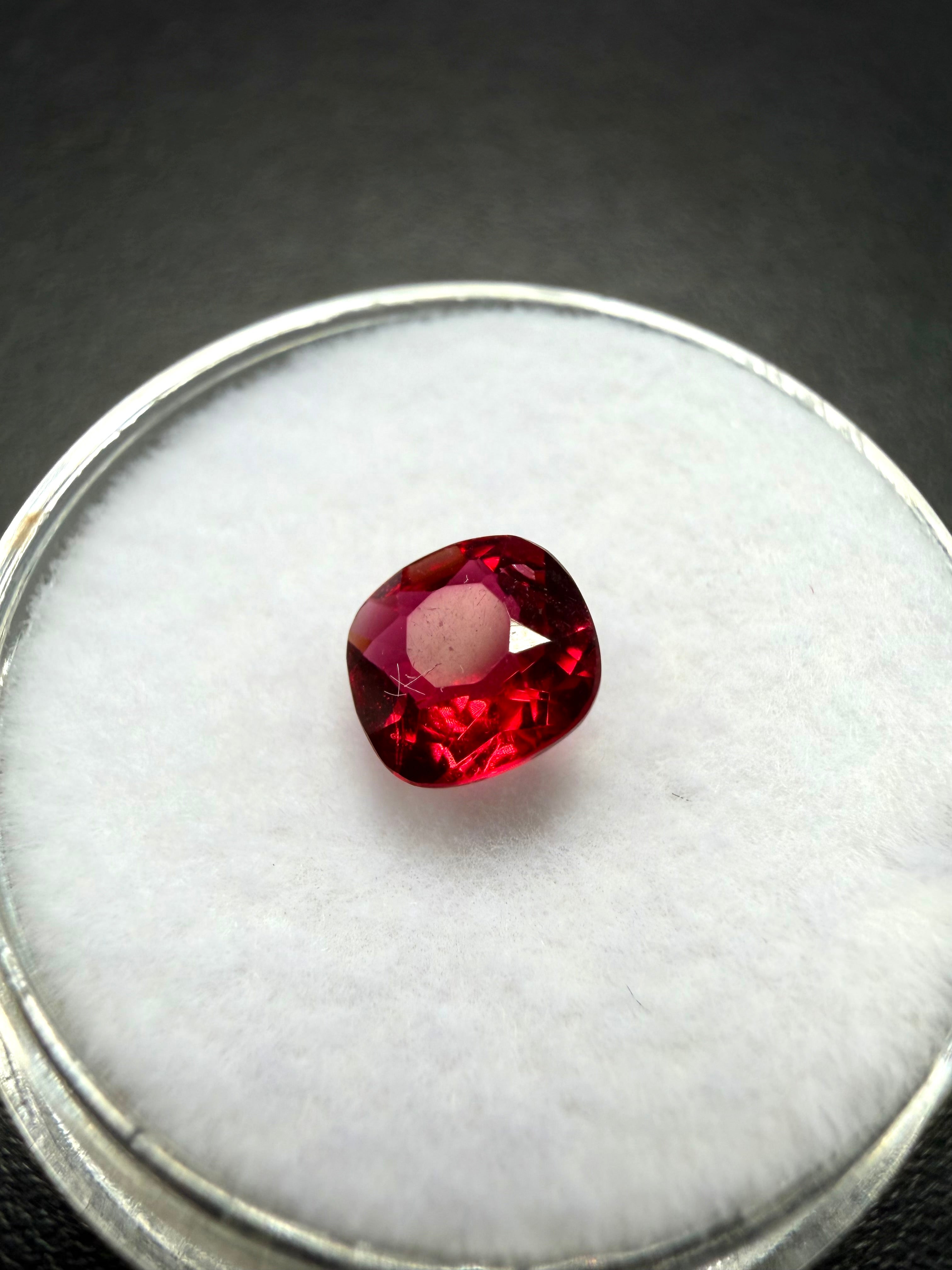 Faceted garnet 0,81ct – Almandine – India - BG040