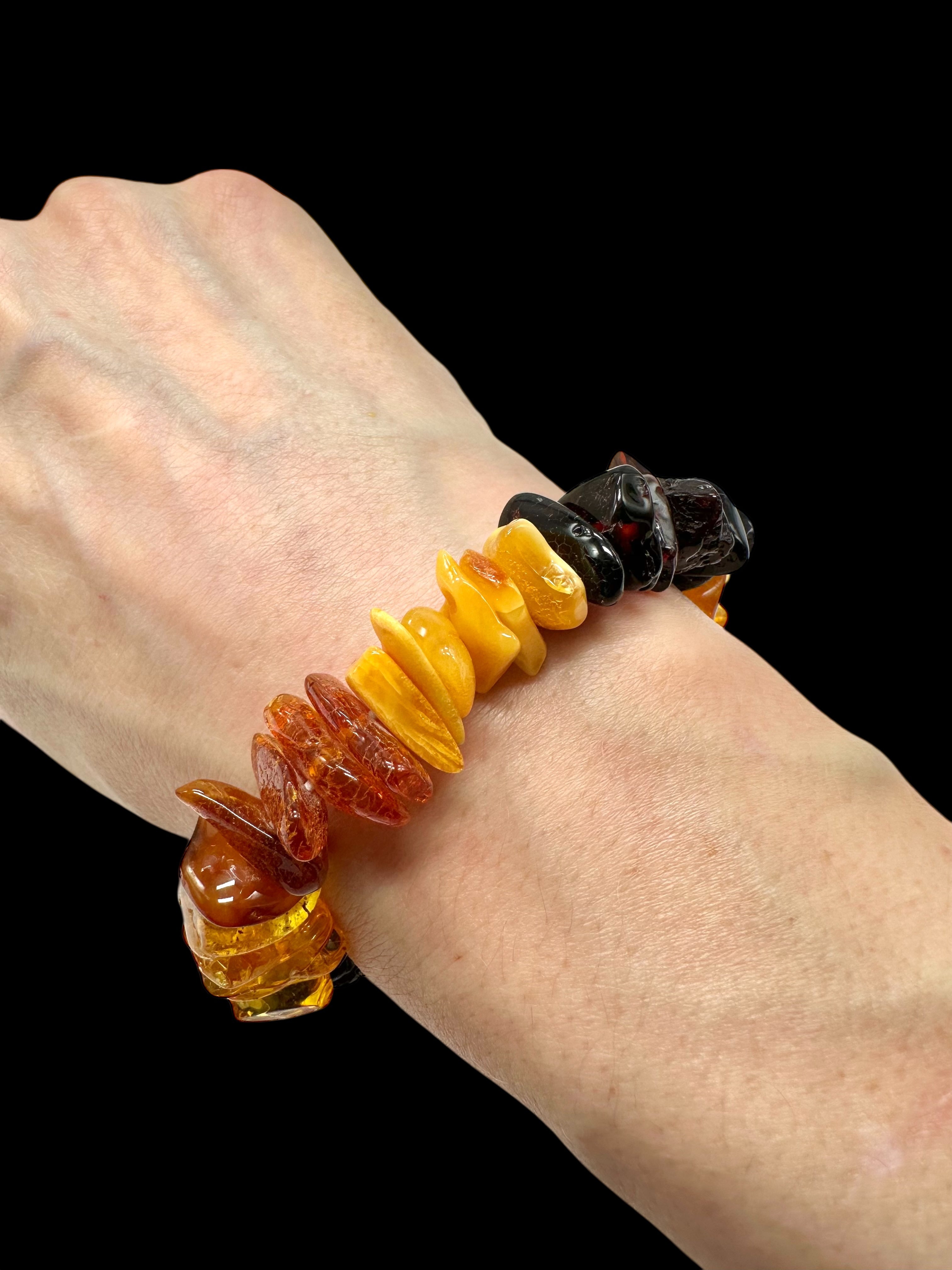 Bracelet made of tumbled genuine amber XXL – random piece - N/J010