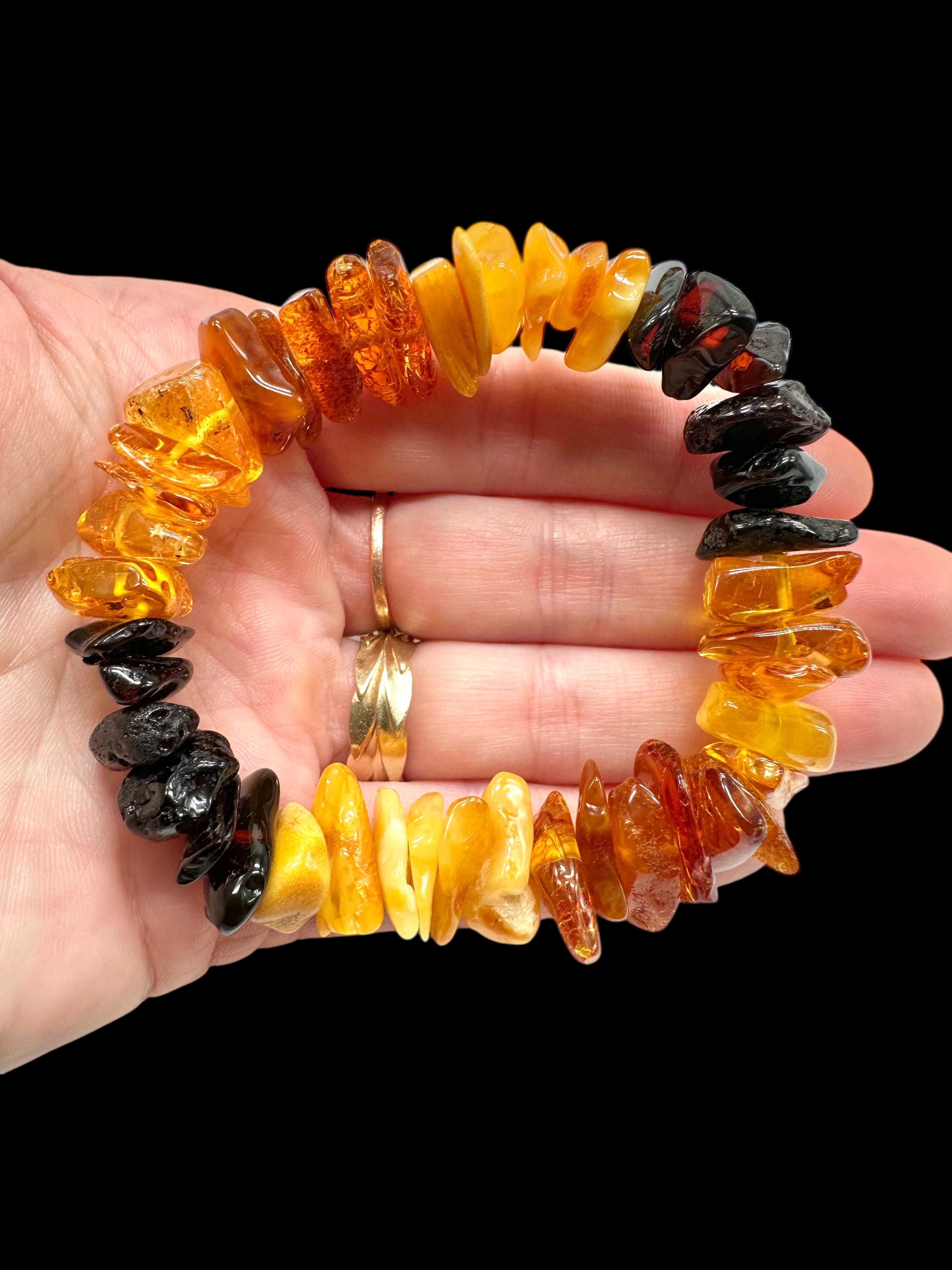 Bracelet made of tumbled genuine amber XXL – random piece