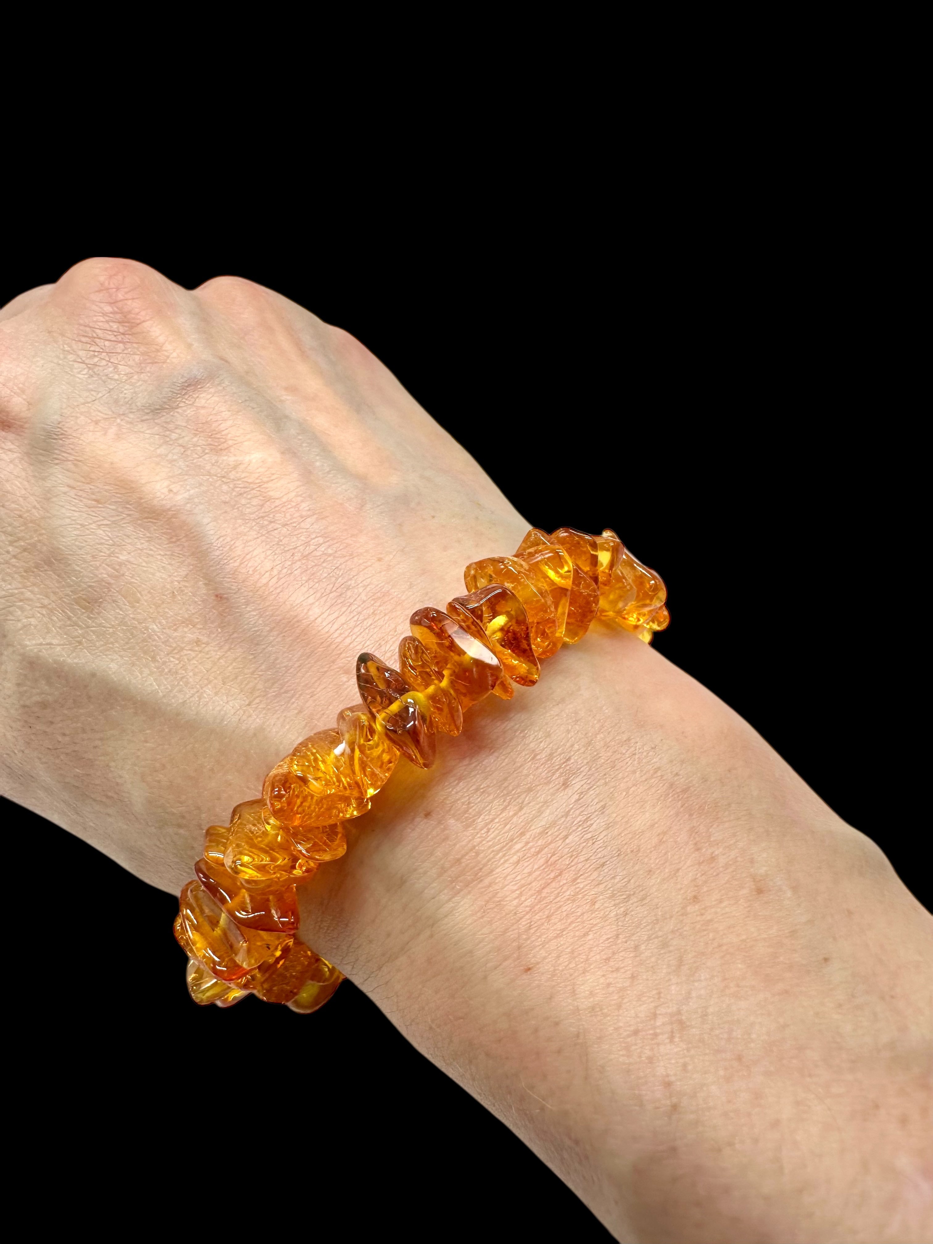 Bracelet made of tumbled genuine amber / light – random piece - N/J011