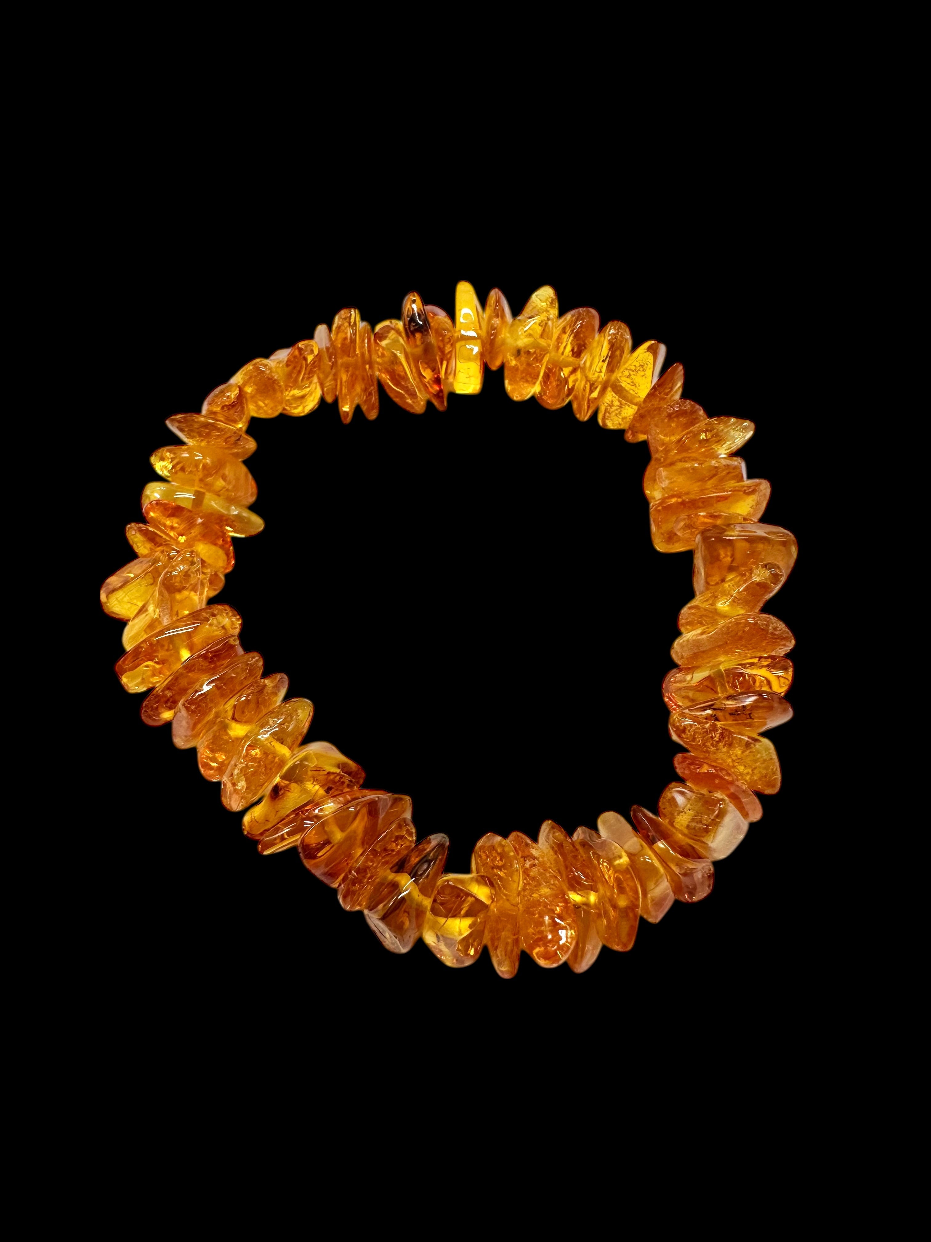 Bracelet made of tumbled genuine amber / light – random piece - N/J011