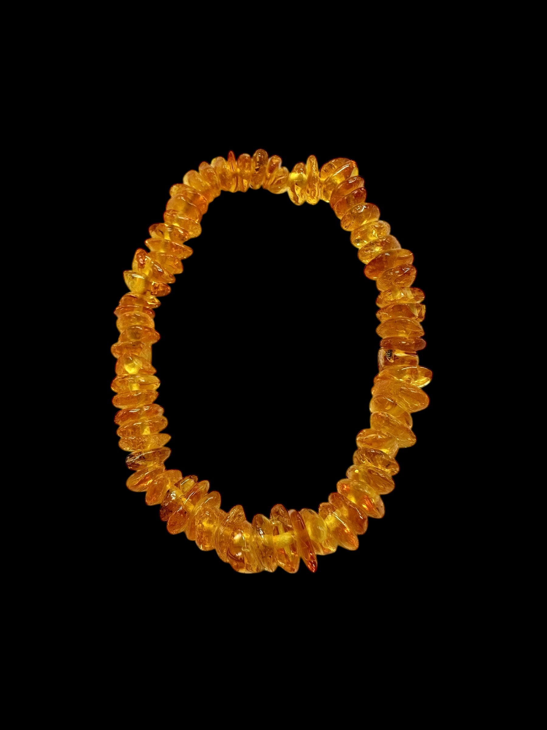 Children's bracelet made of tumbled genuine amber / light – random piece - N/J019