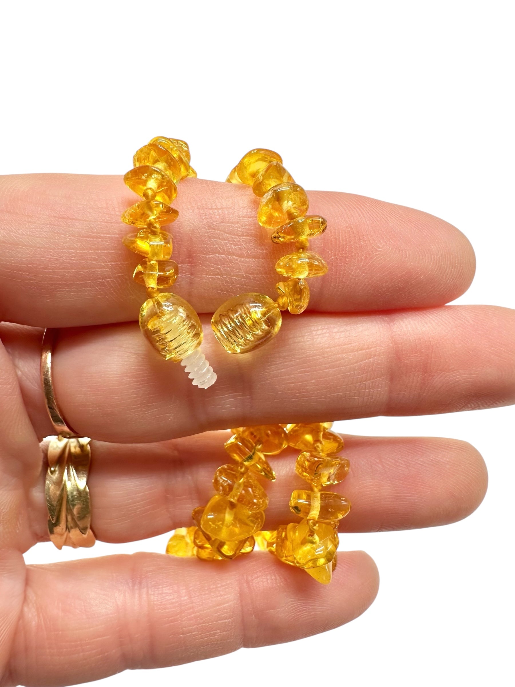 Children's necklace made of tumbled genuine amber / light – random piece - NA/J003